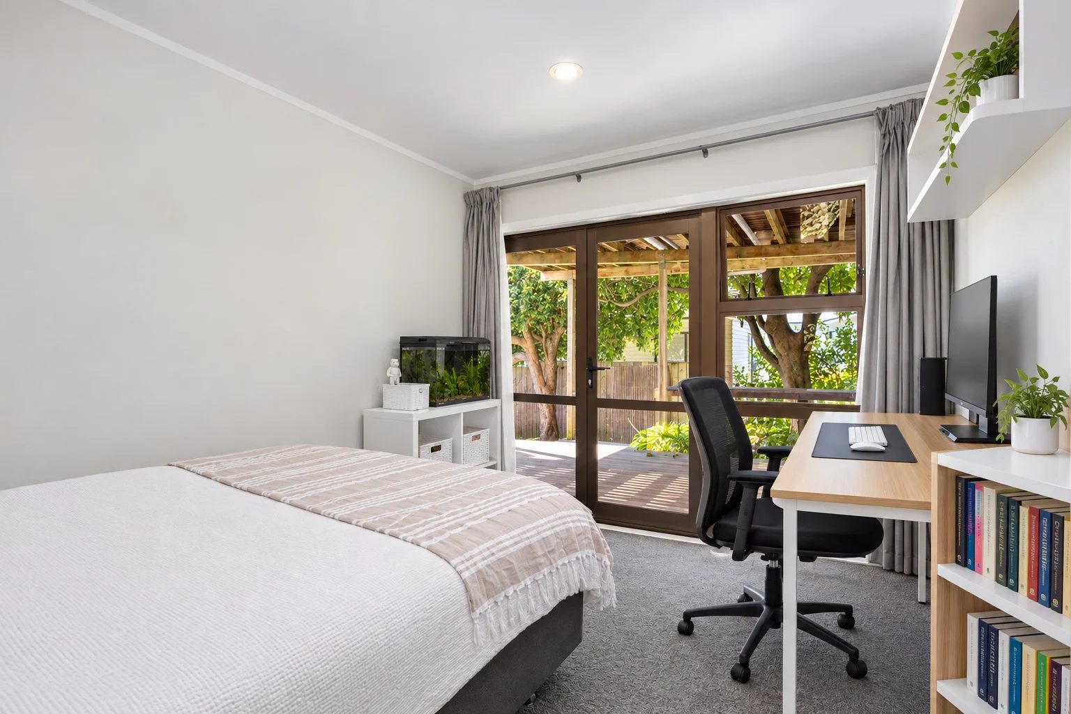 12 Braemar Road, Rothesay Bay, photo 11