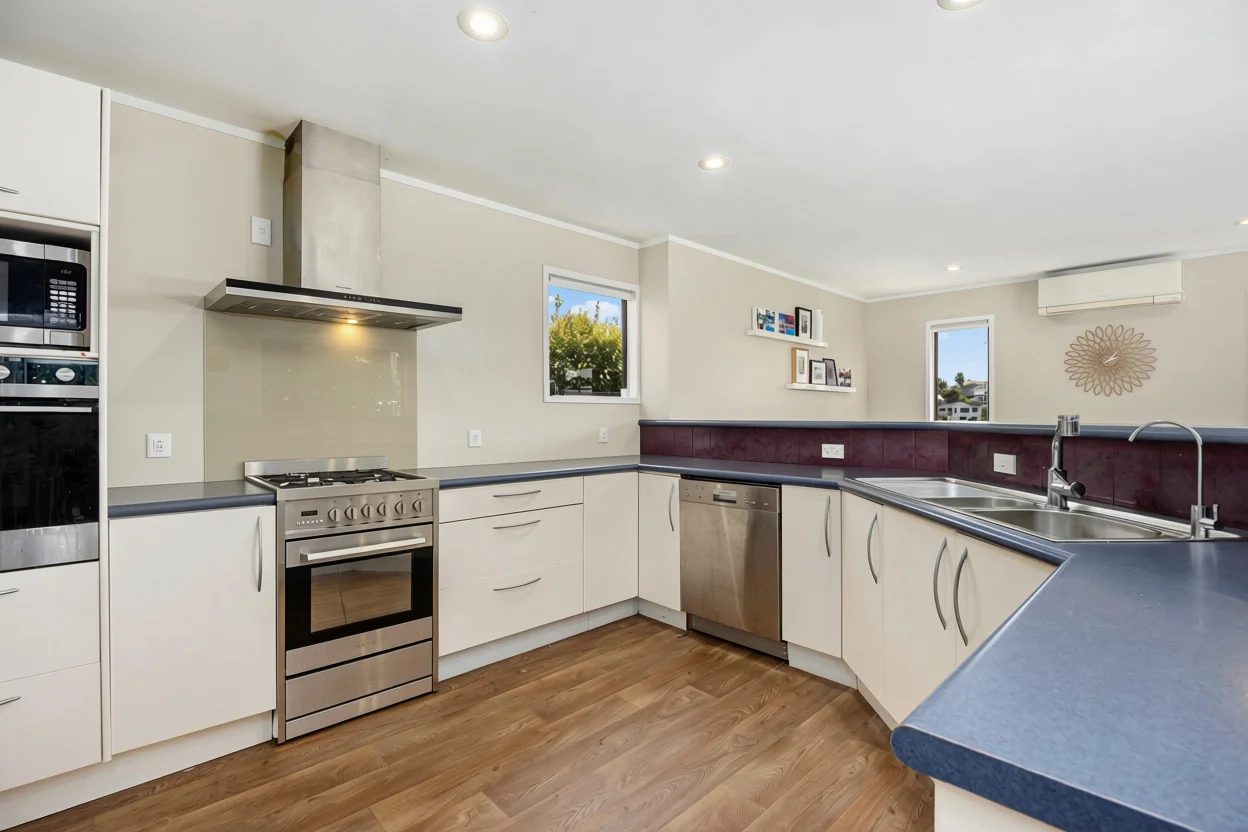 12 Braemar Road, Rothesay Bay, photo 3