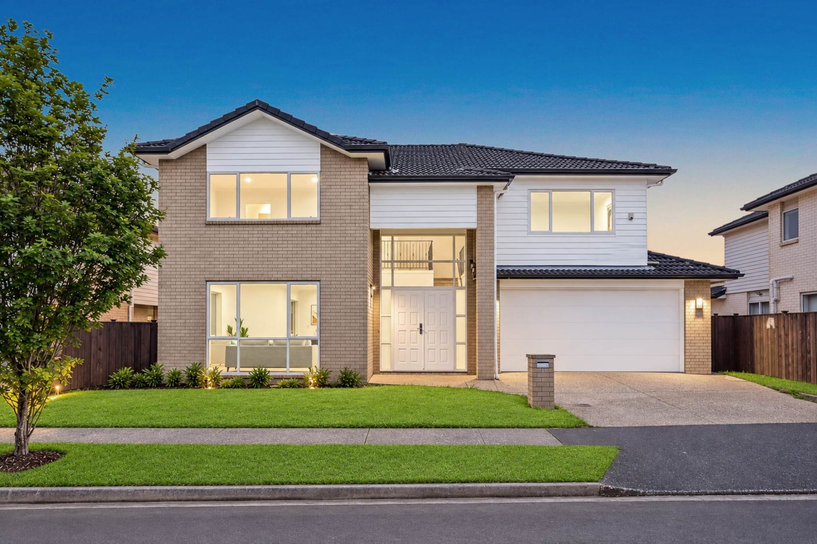 17 Andy Crescent, Flat Bush, photo 1