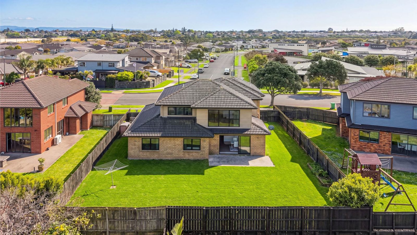 40 Hadley Wood Drive, Wattle Downs, photo 11