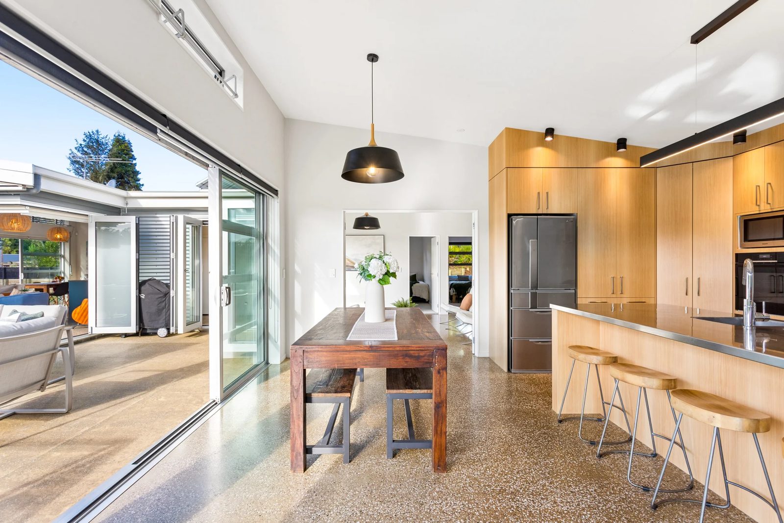 7 Carter Road, Oratia, photo 5