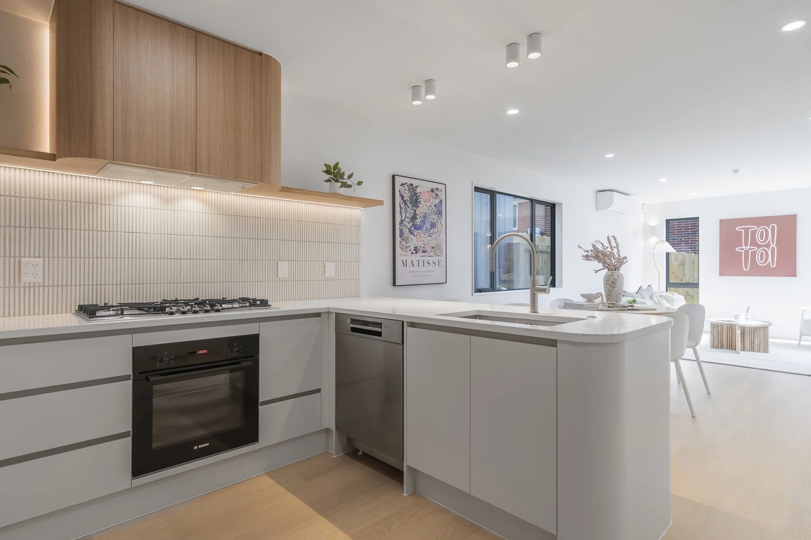 14 Mason Street, New Lynn, photo 7