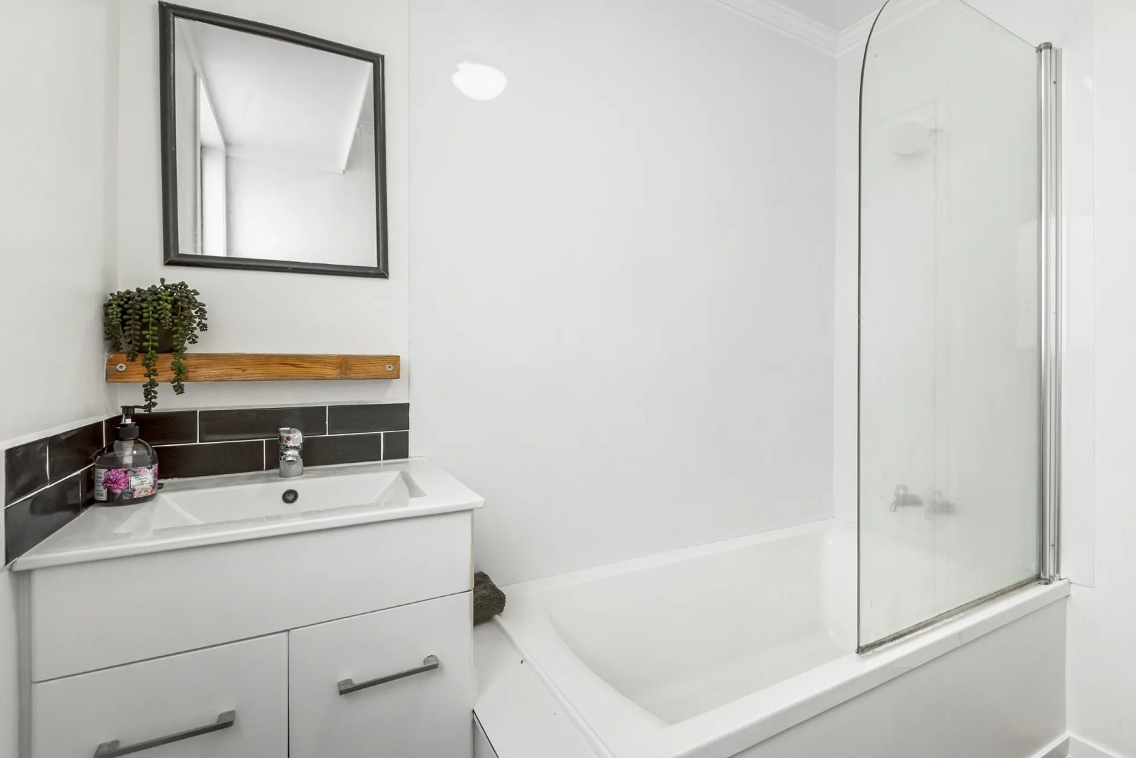 66 Spinella Drive, Bayview, photo 13