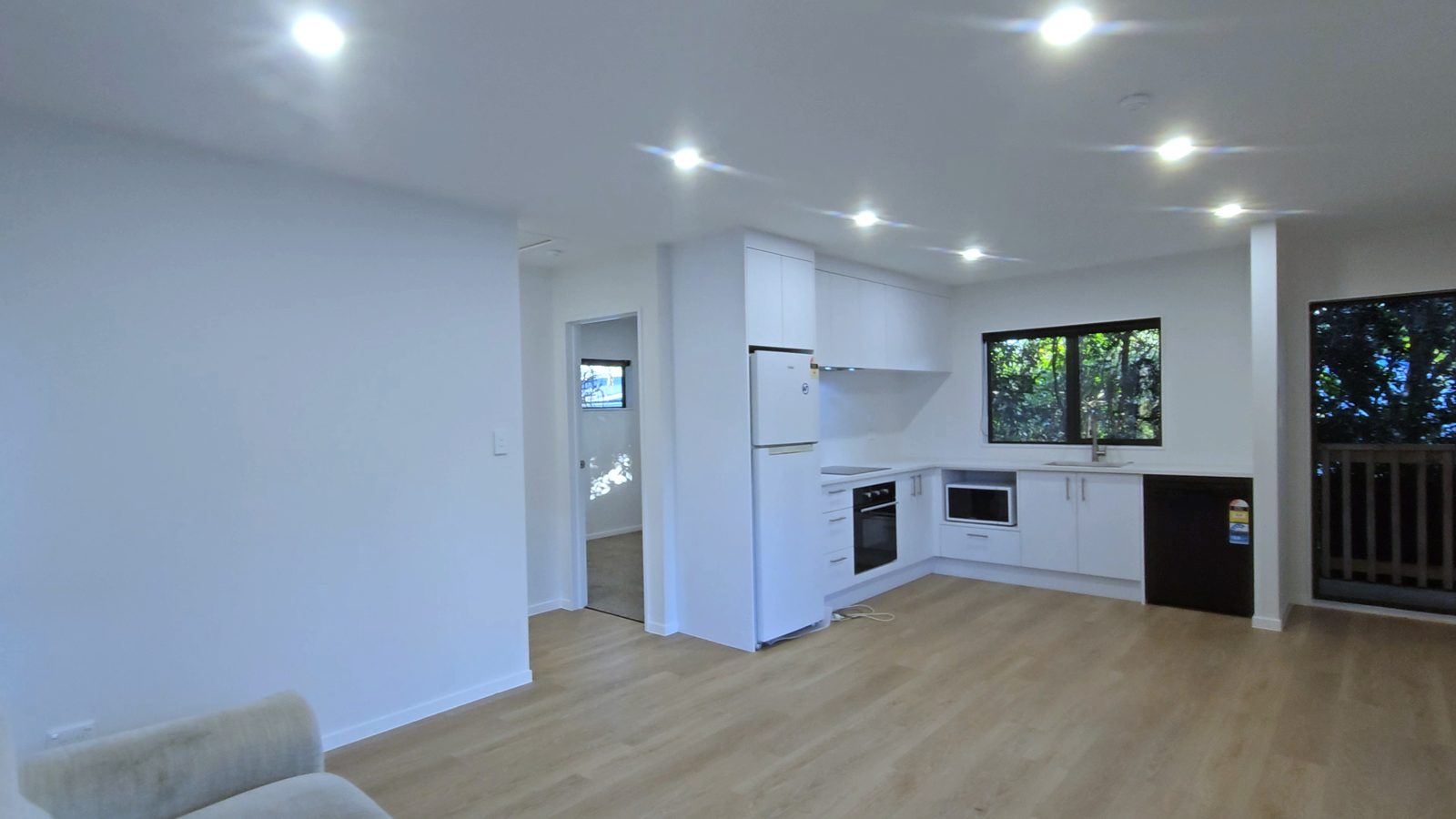 28B Coburg Street, Henderson, photo 13