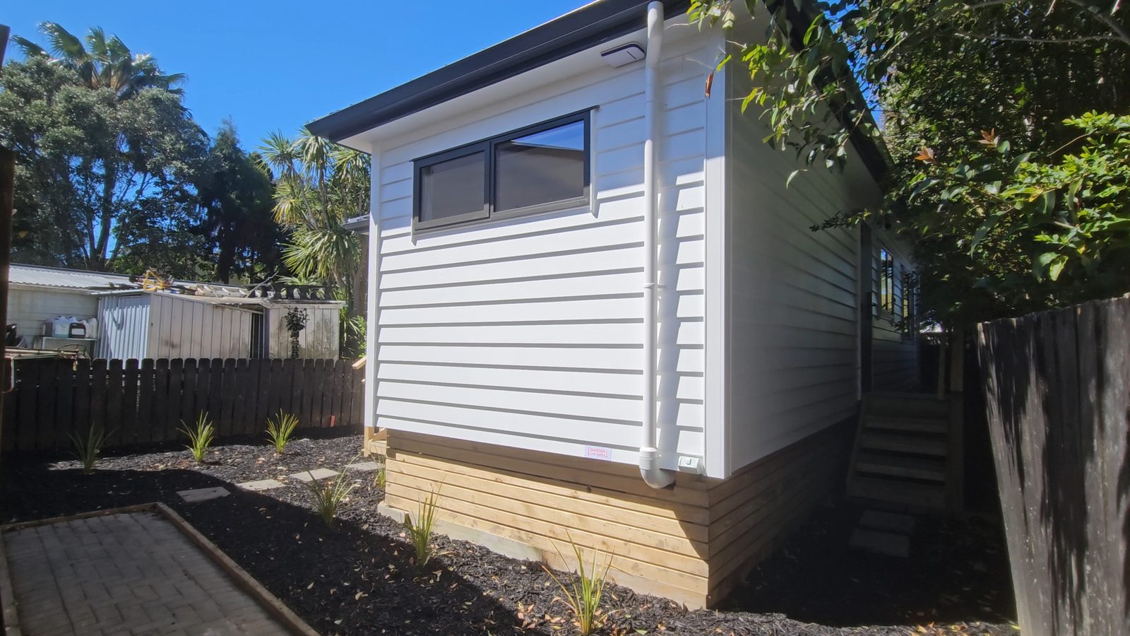 28B Coburg Street, Henderson, photo 7