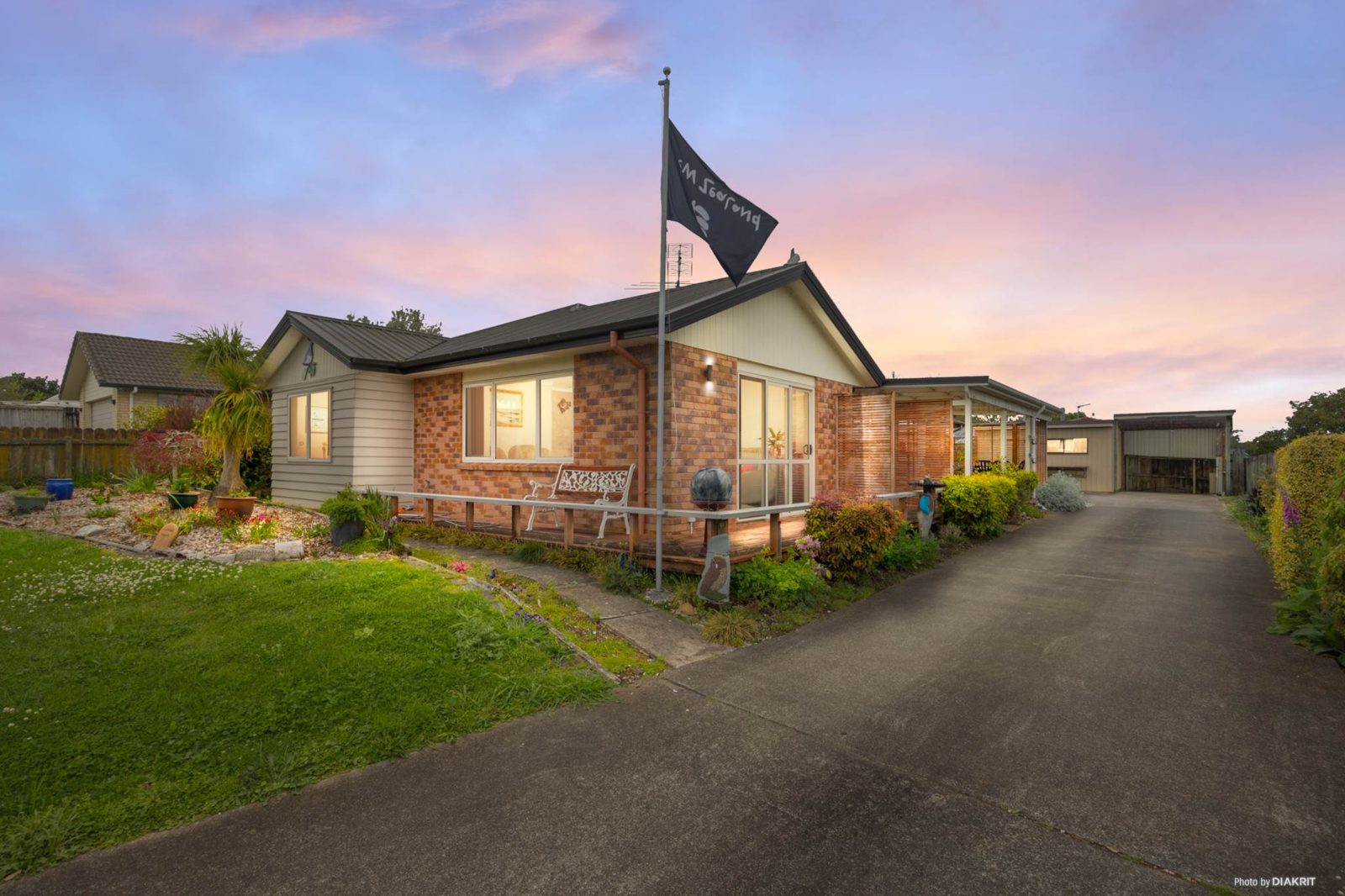 6 Logan Place, Waiuku, photo 1