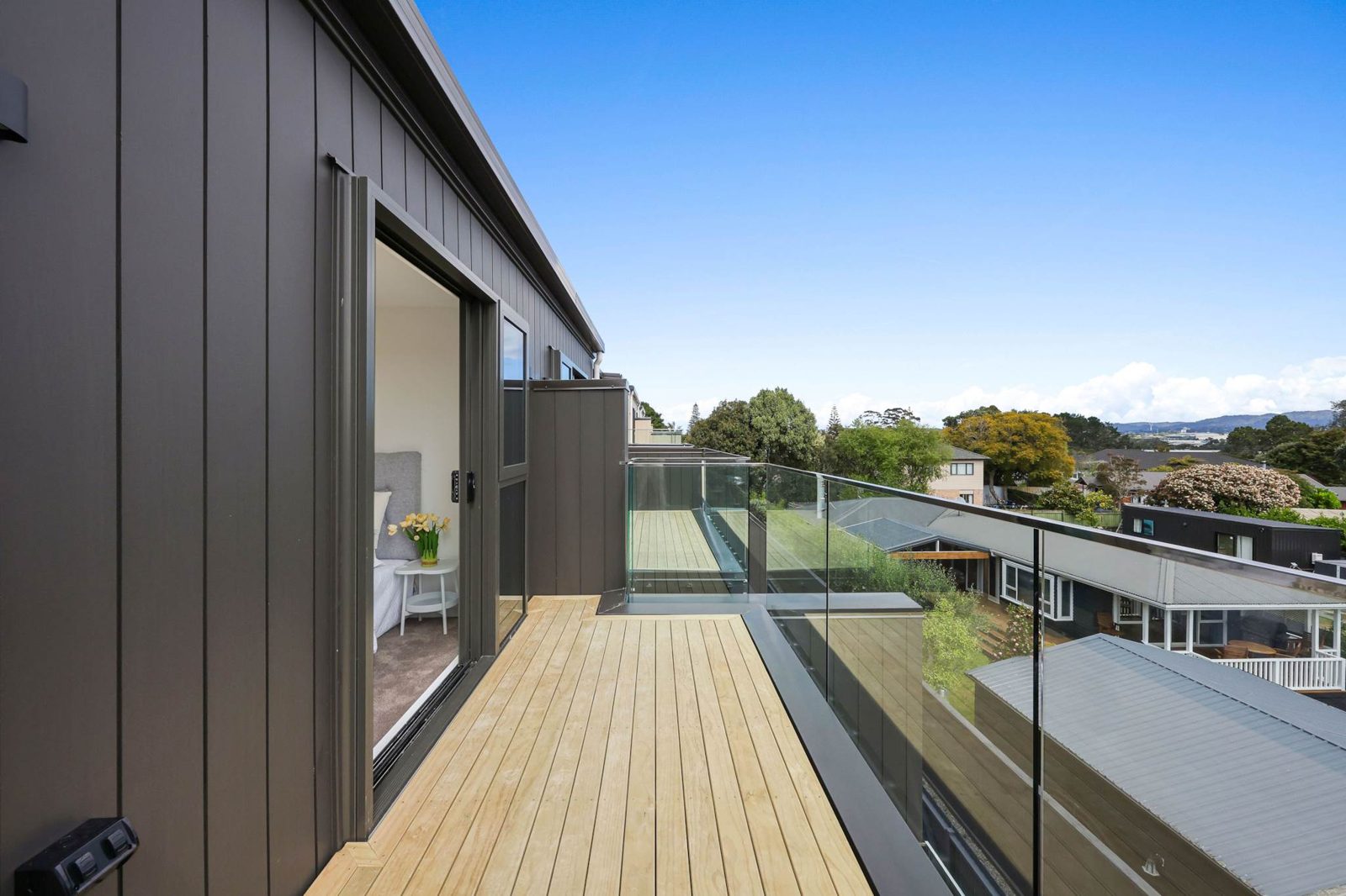 11/4 Springbank Lane, Te Atatu Peninsula, photo 14