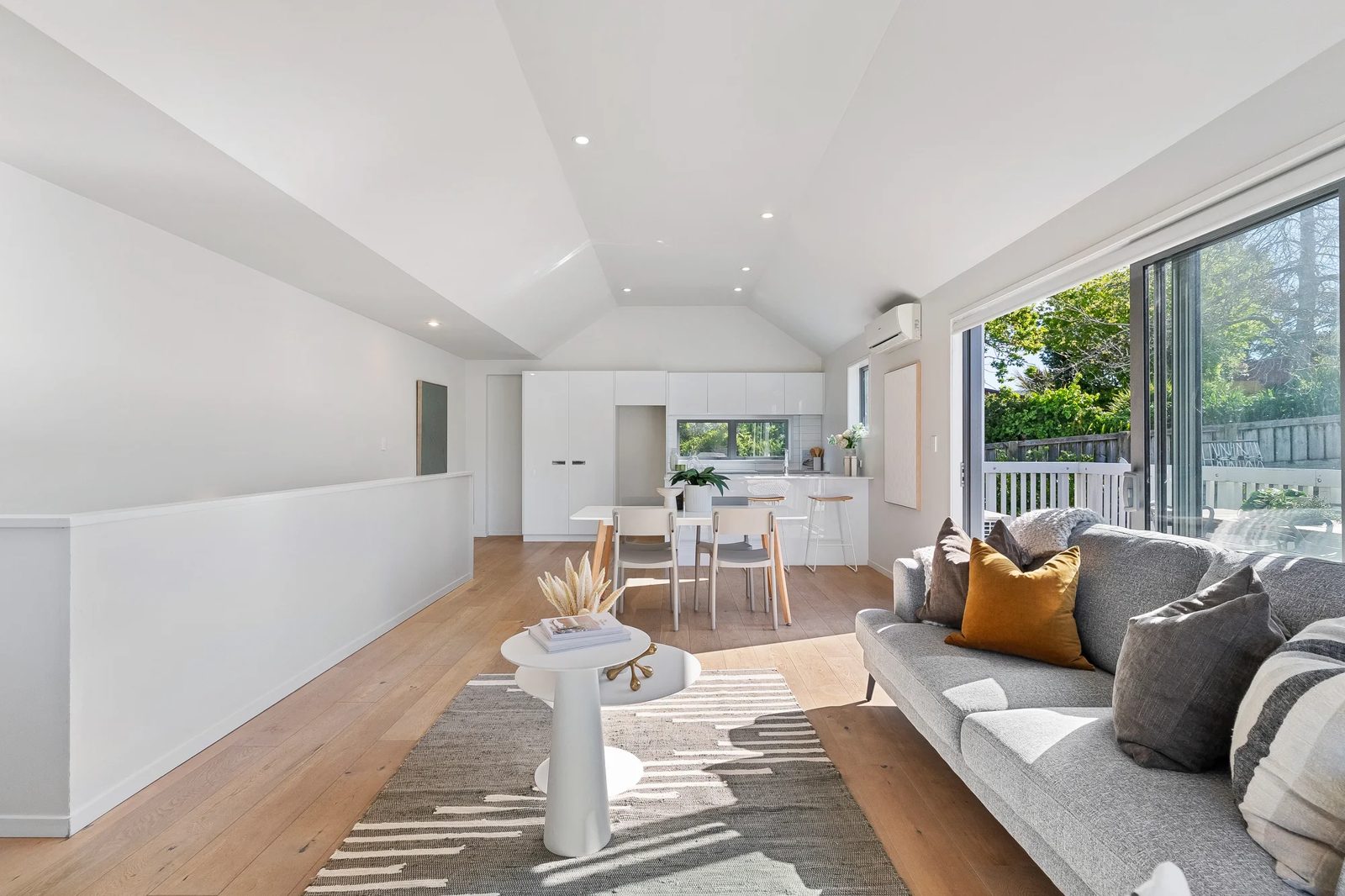 2/27 Powell Street, Avondale, photo 3
