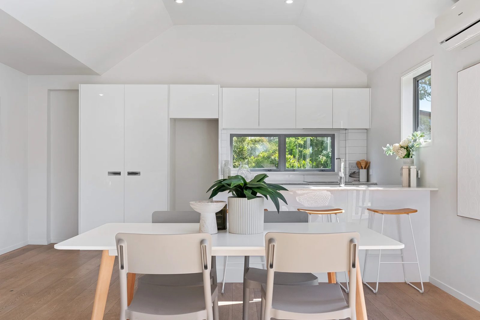 2/27 Powell Street, Avondale, photo 6
