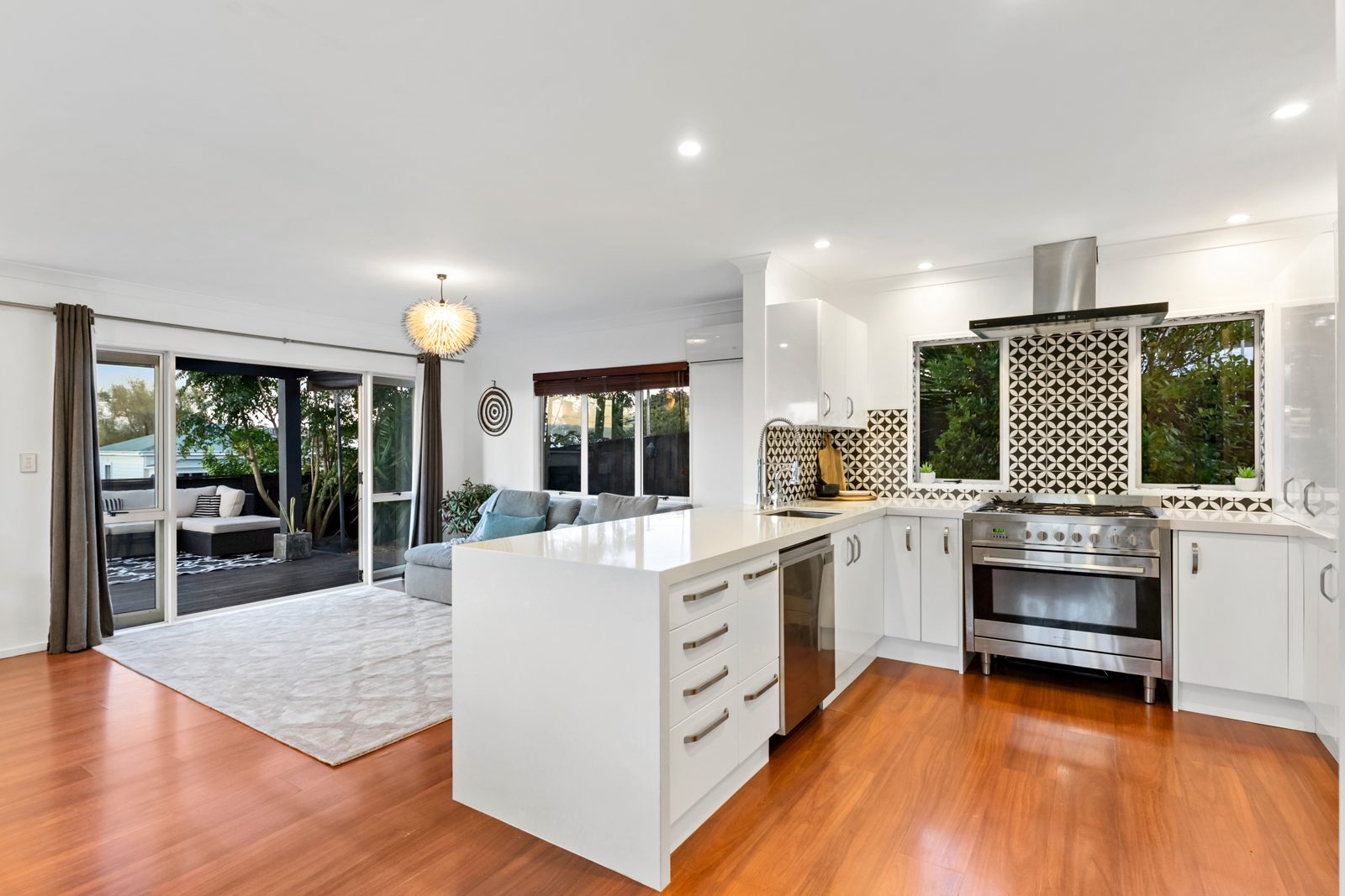 10A Regent Street, Devonport, photo 2