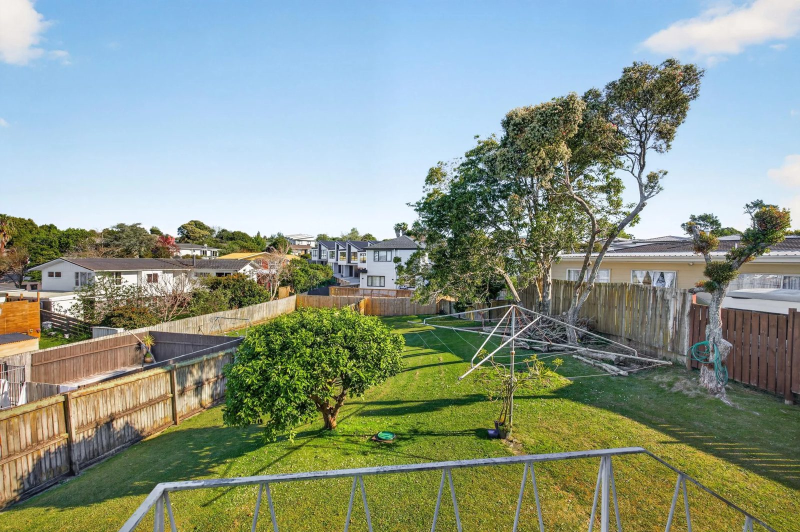 55 Royal View Road, Te Atatu South, photo 18