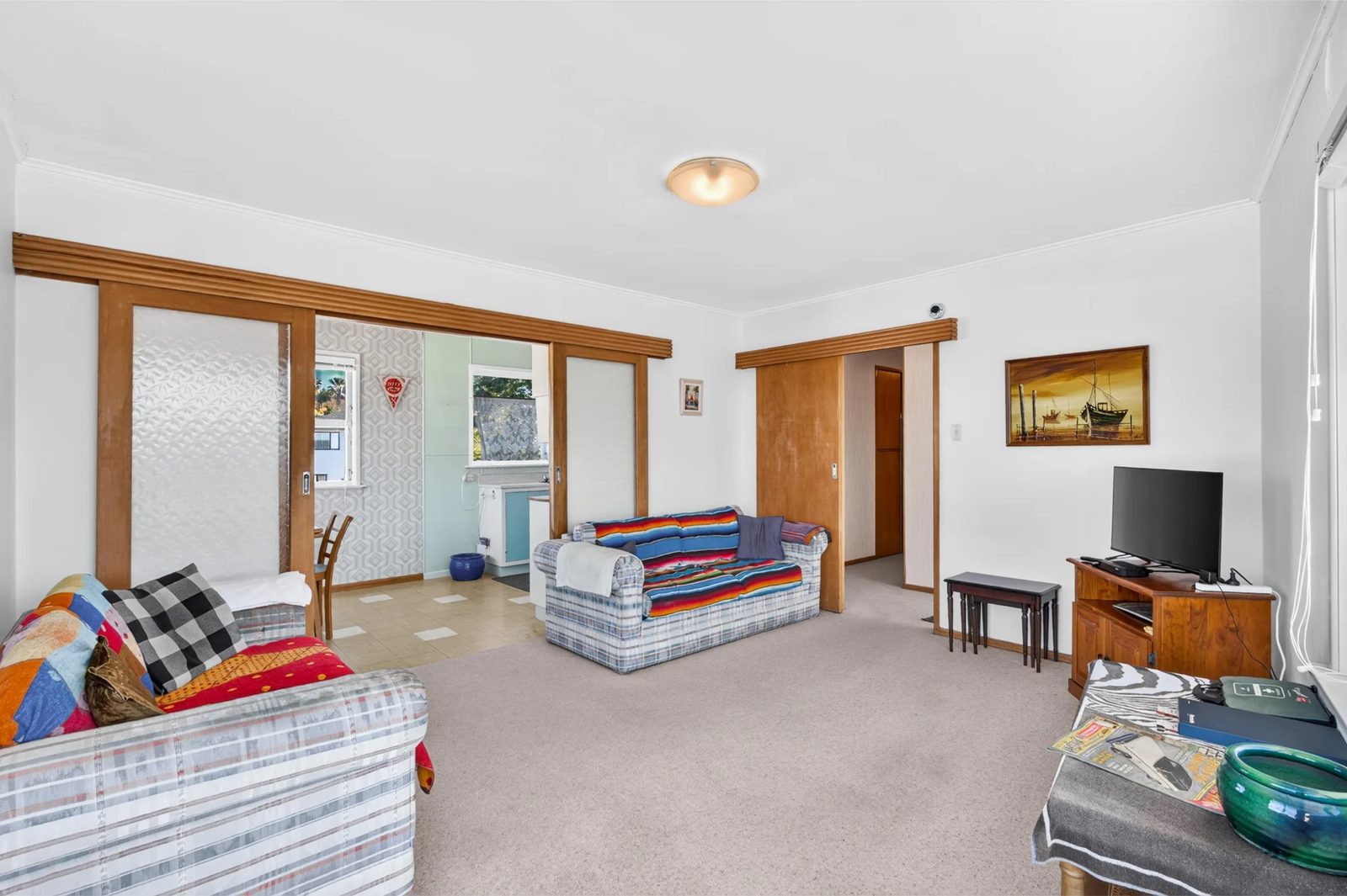 55 Royal View Road, Te Atatu South, photo 6