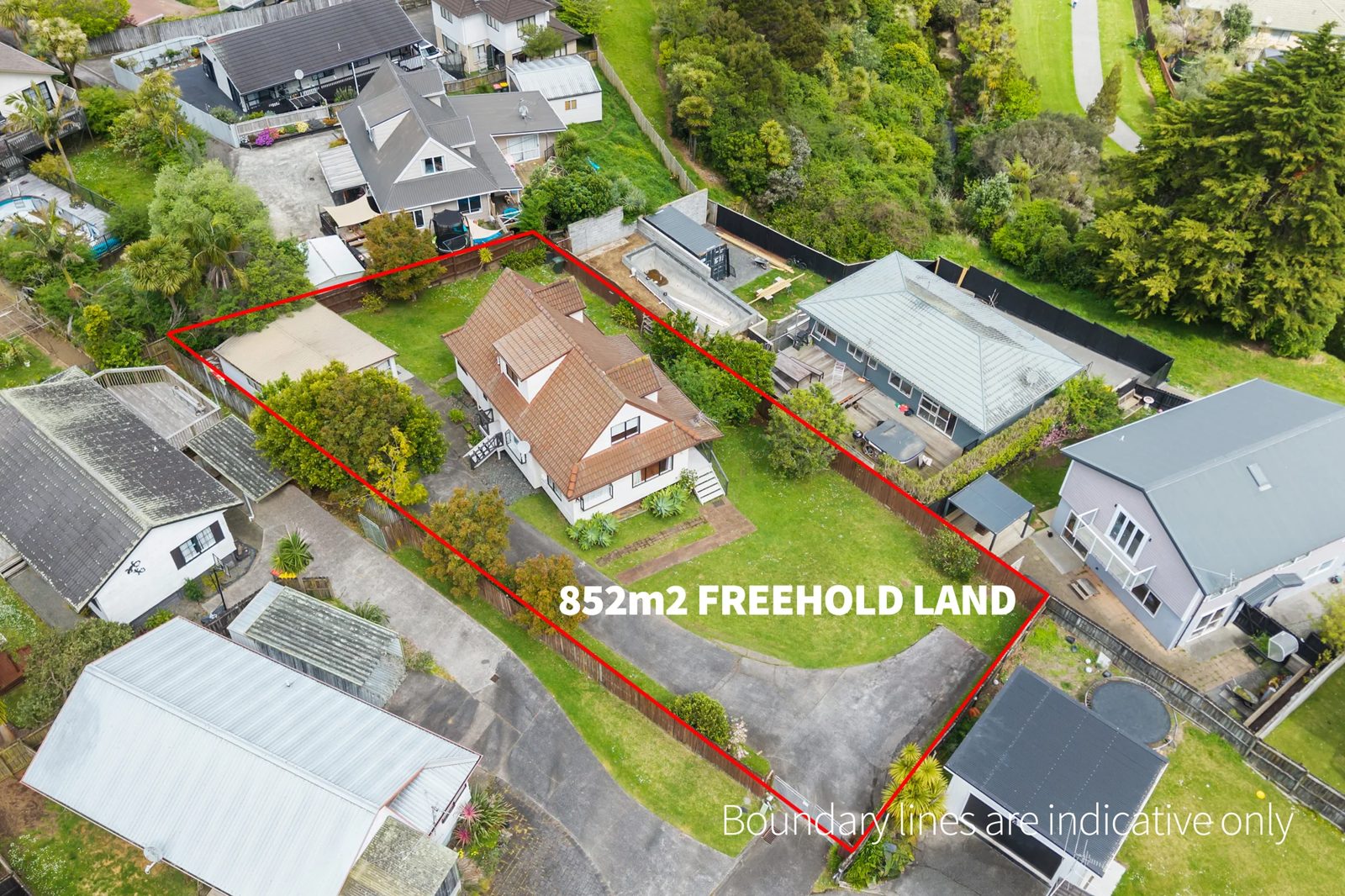 9 Gosford Drive, Botany Downs, photo 1