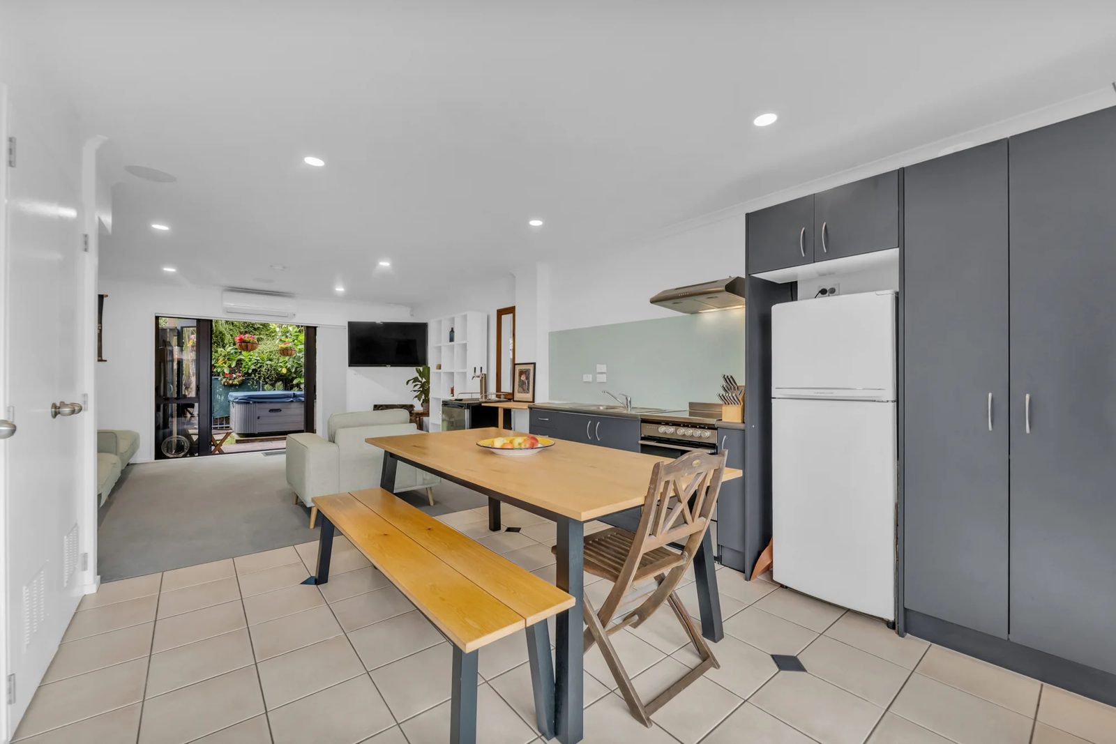 14/3 Ambrico Place, New Lynn, photo 10