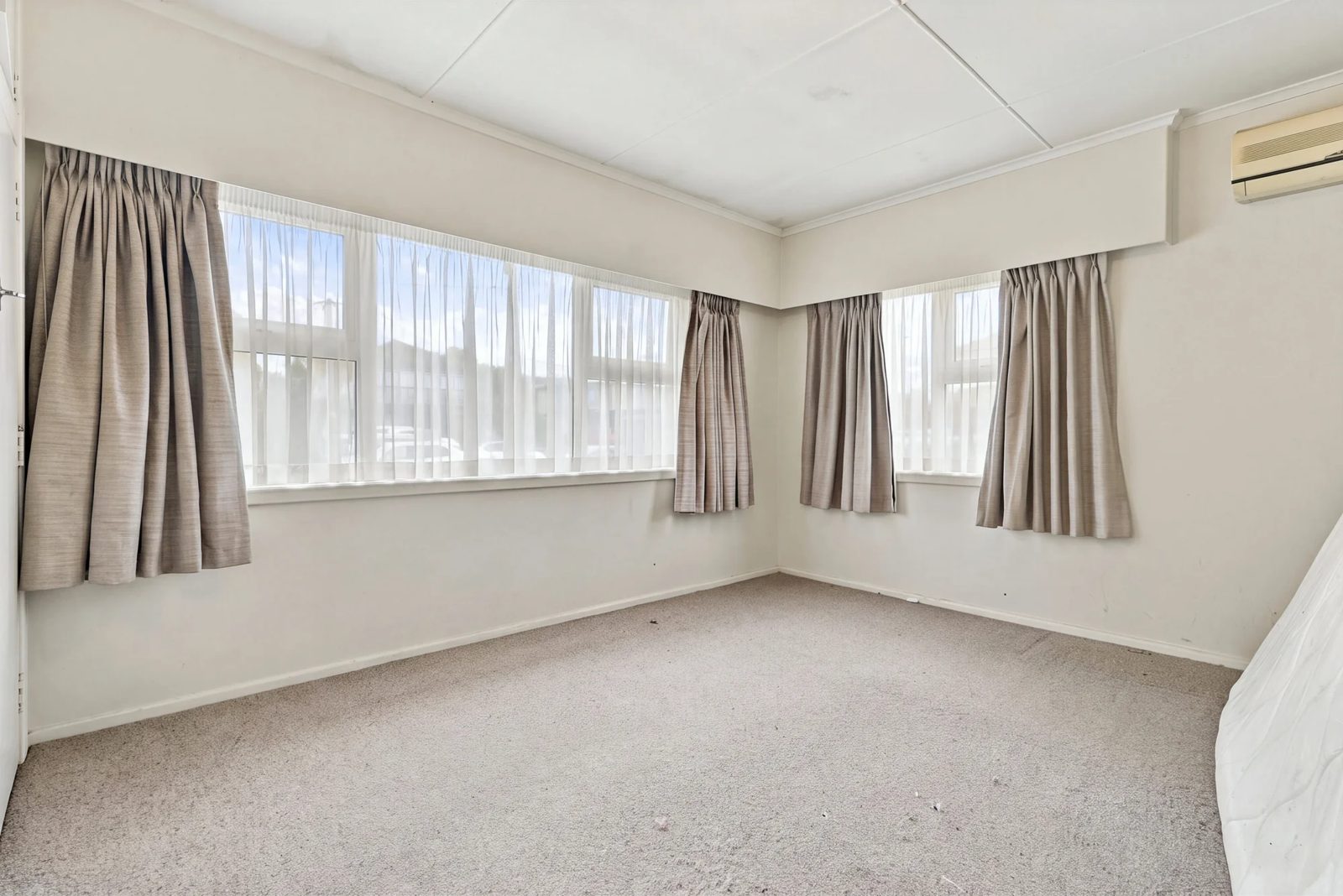 6 Rutland Road, Mount Wellington, photo 5