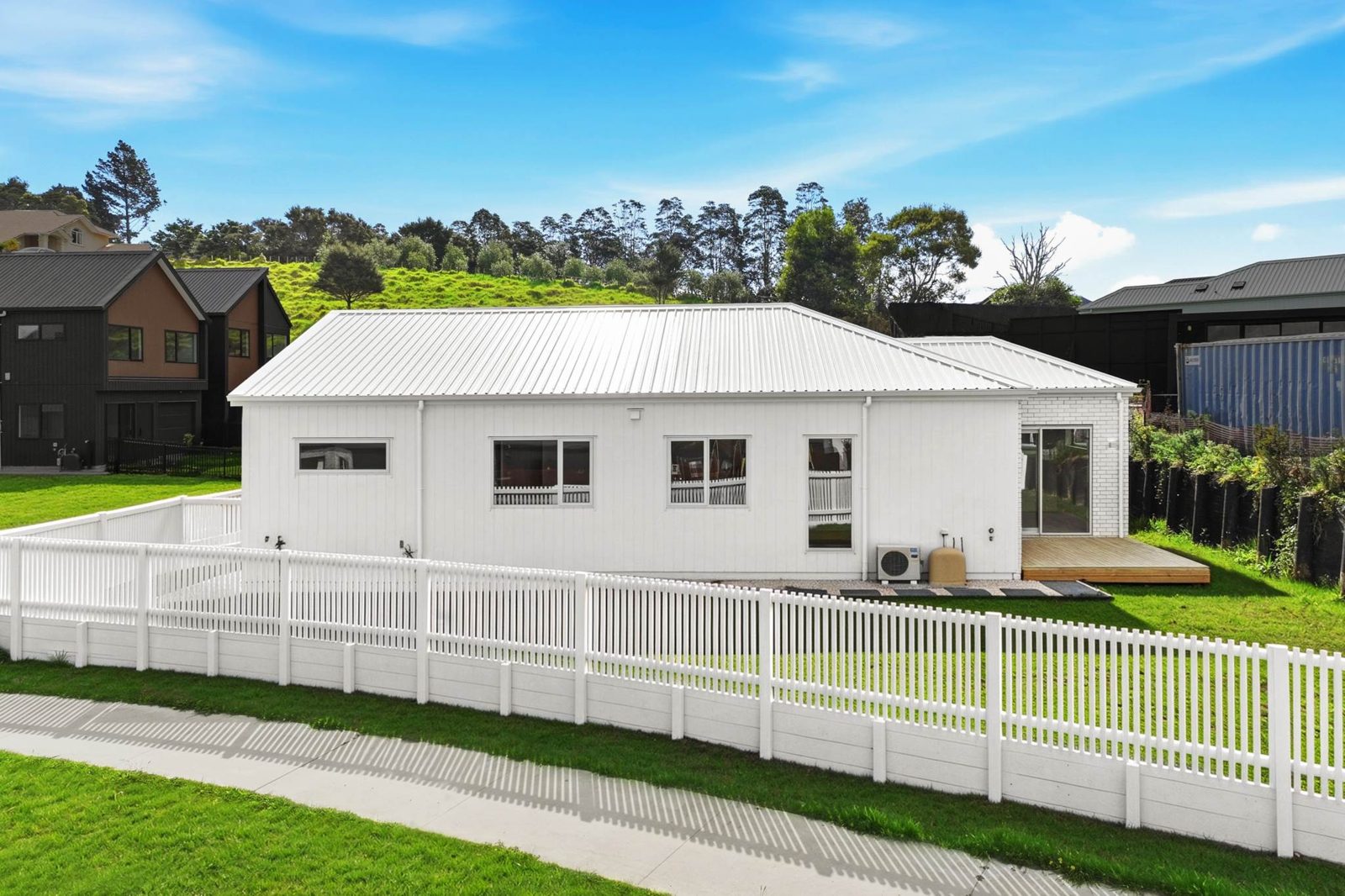 2 Ara Taha Crescent, Orewa, photo 11