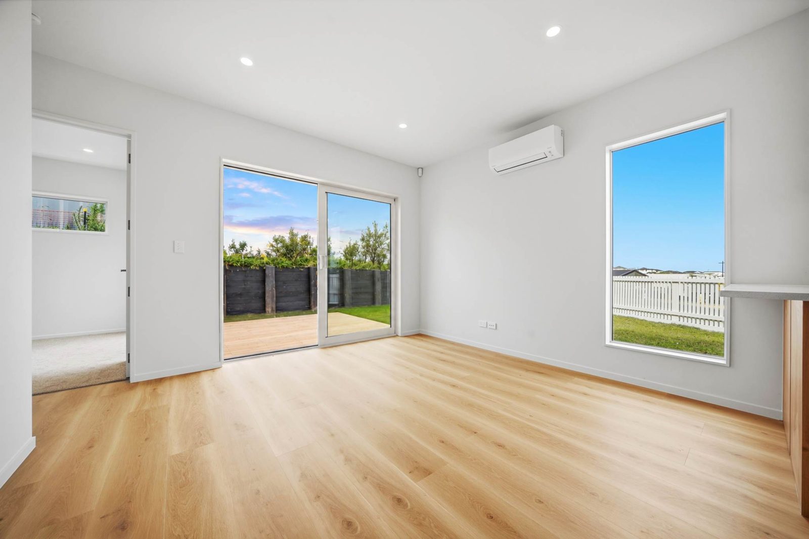 2 Ara Taha Crescent, Orewa, photo 3