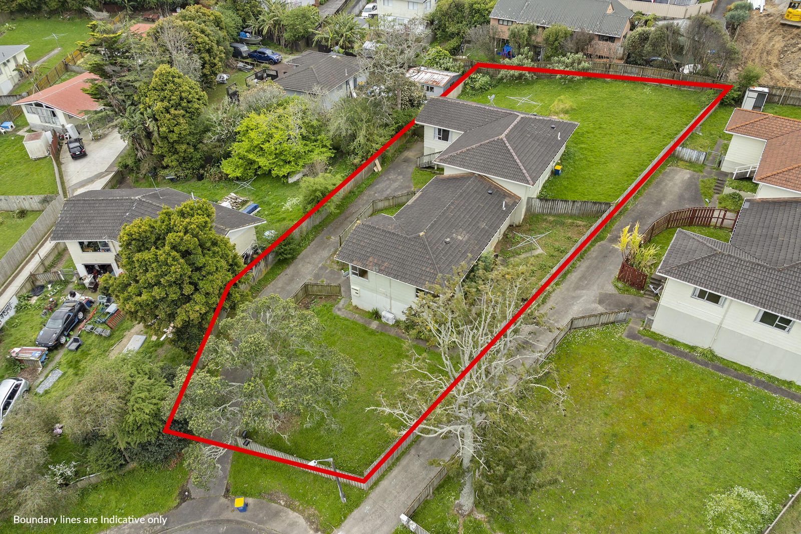 1 and 2/19 Hanui Place, Massey, photo 1