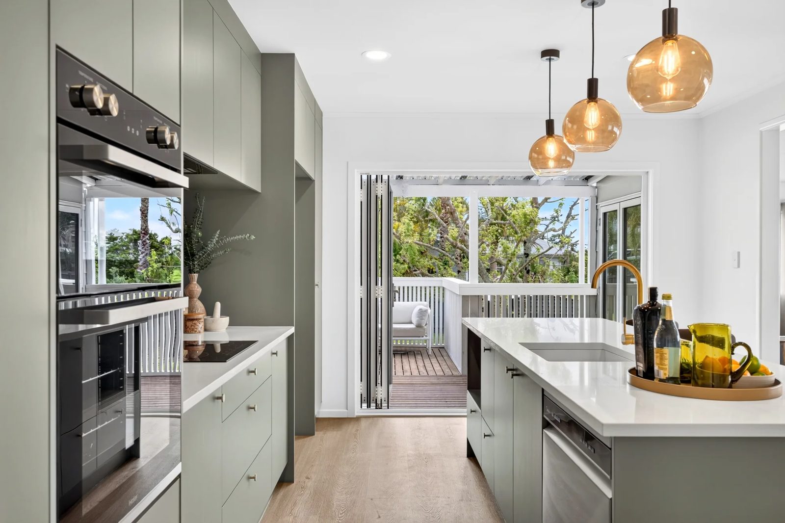 56 Totara Road, Te Atatu Peninsula, photo 9