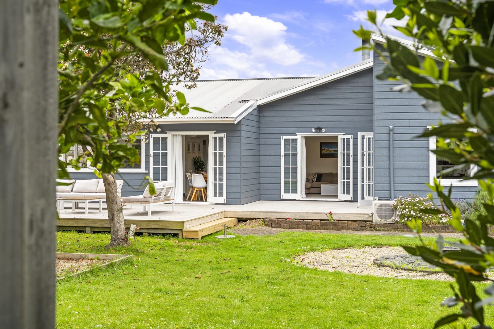 27 Stevenson Road, Clarks Beach, photo 2