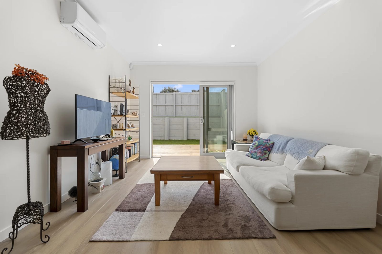19 & 19A Surf View Crescent, Red Beach, photo 18