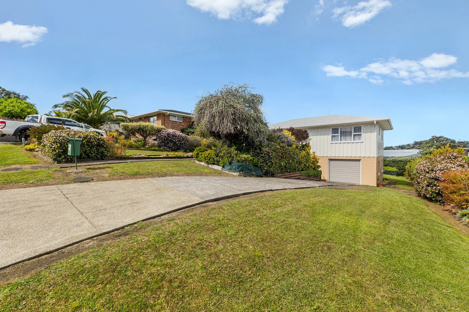 20 Fairway Avenue, Red Beach, photo 9