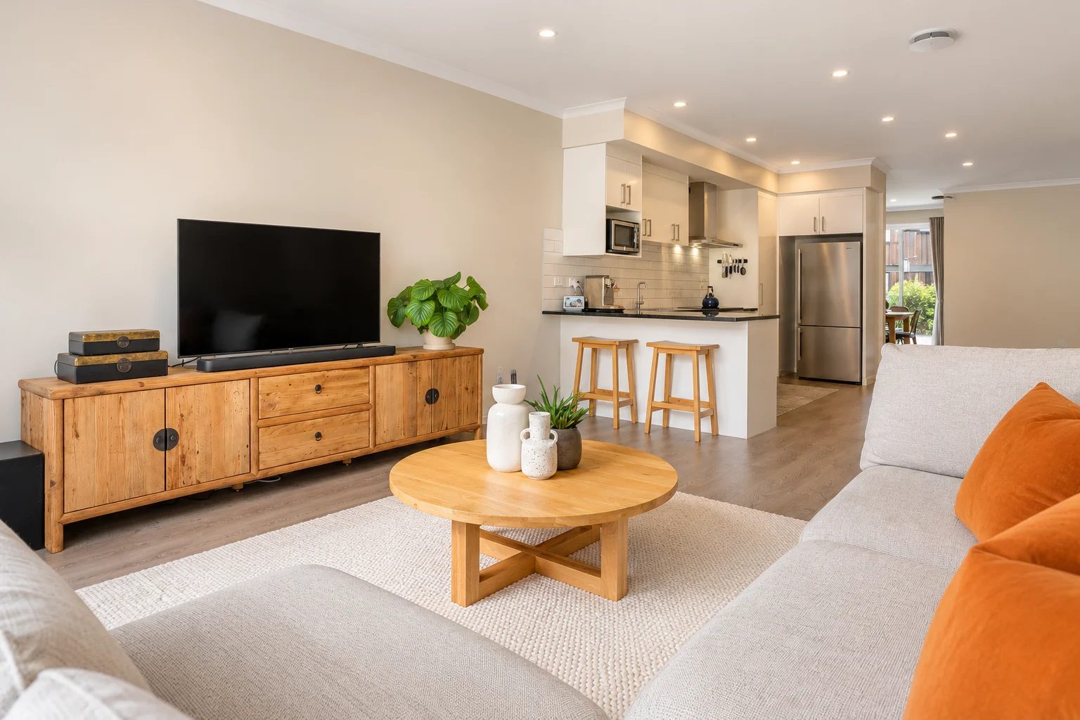 8 Oioi Road, Hobsonville, photo 3