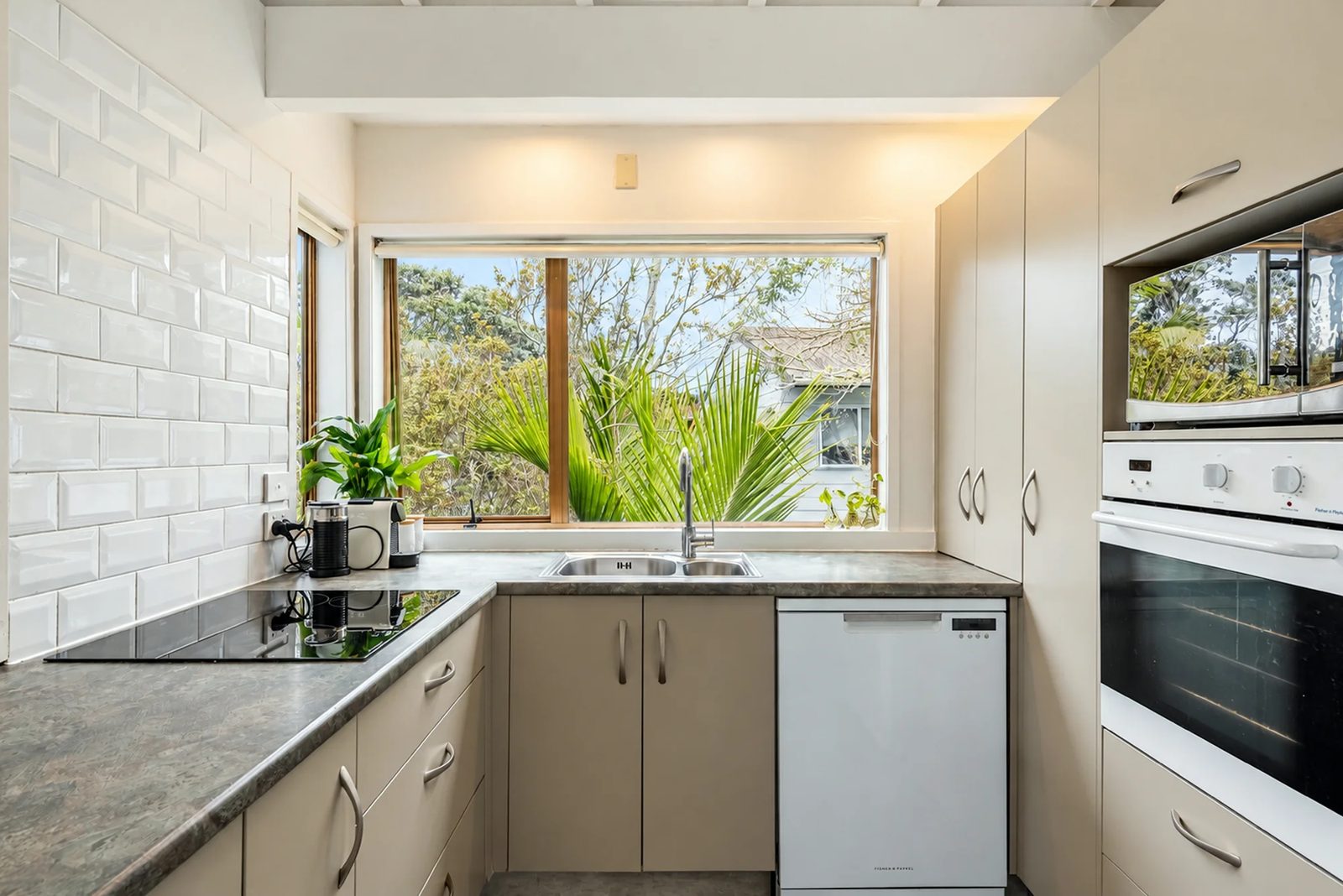 1/103A Mountbatten Avenue, Hillcrest, photo 3