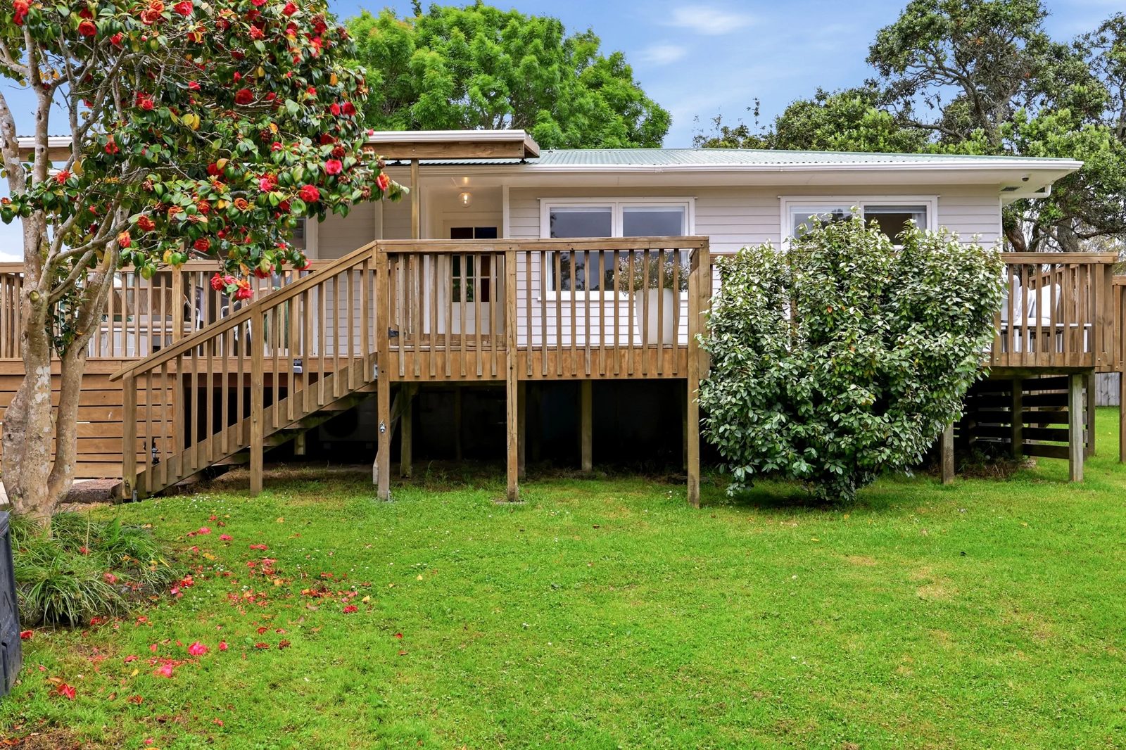 34 Fairclough Road, Beach Haven, photo 17
