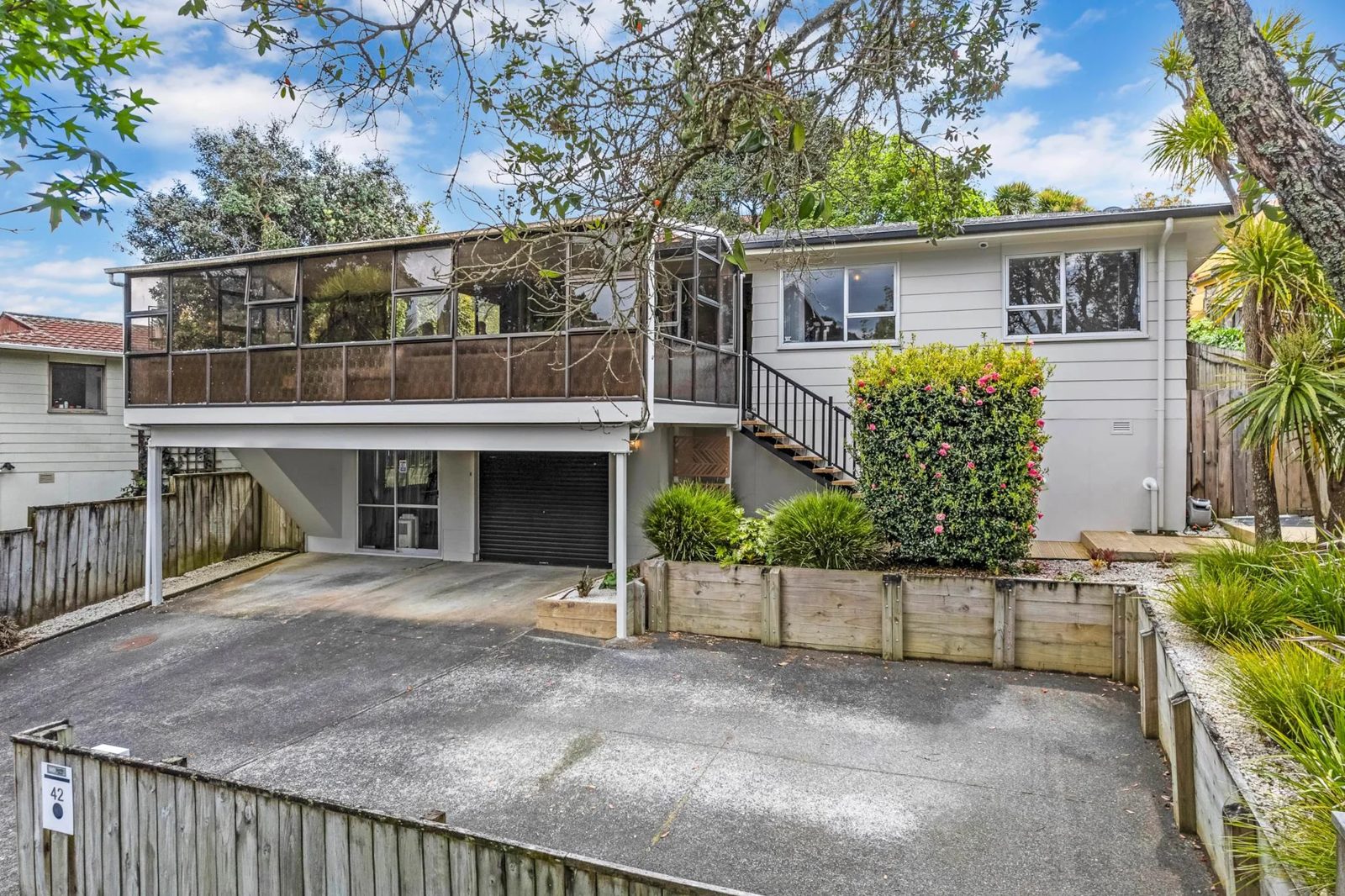 42 Lavery Place, Sunnynook, photo 1