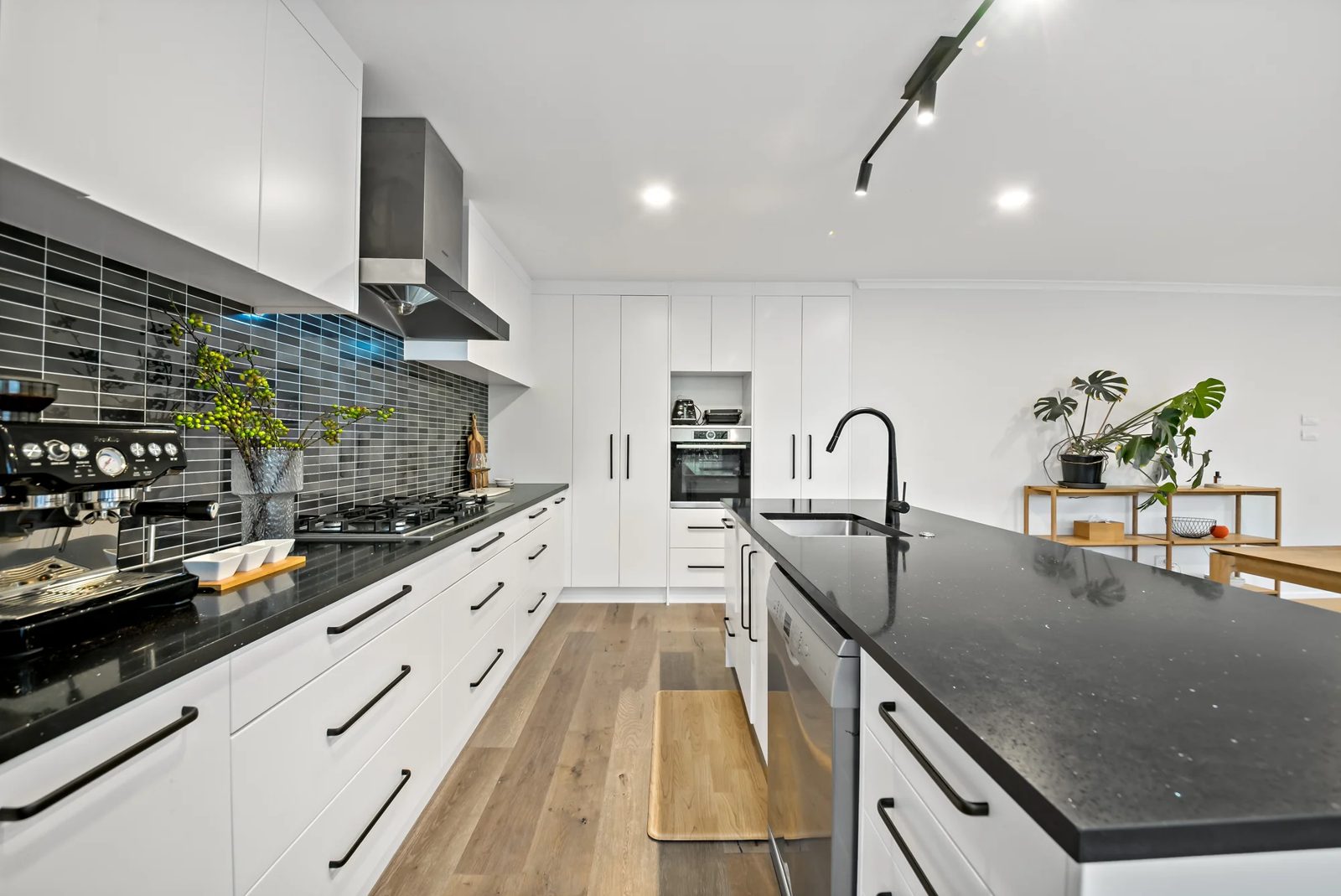 15 Greenfinch Road, Hobsonville, photo 12