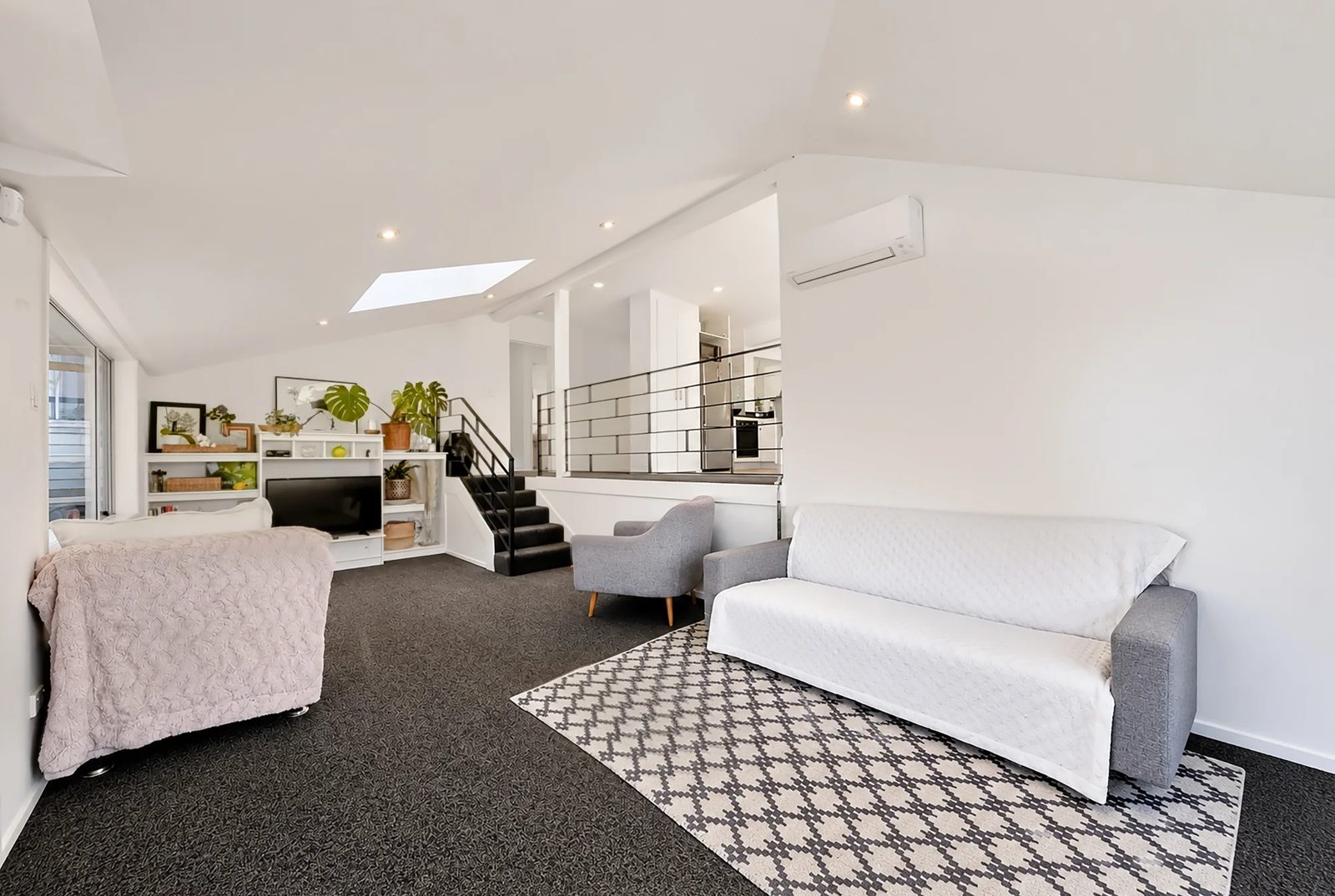2/9 Sunset Road, Totara Vale, photo 7