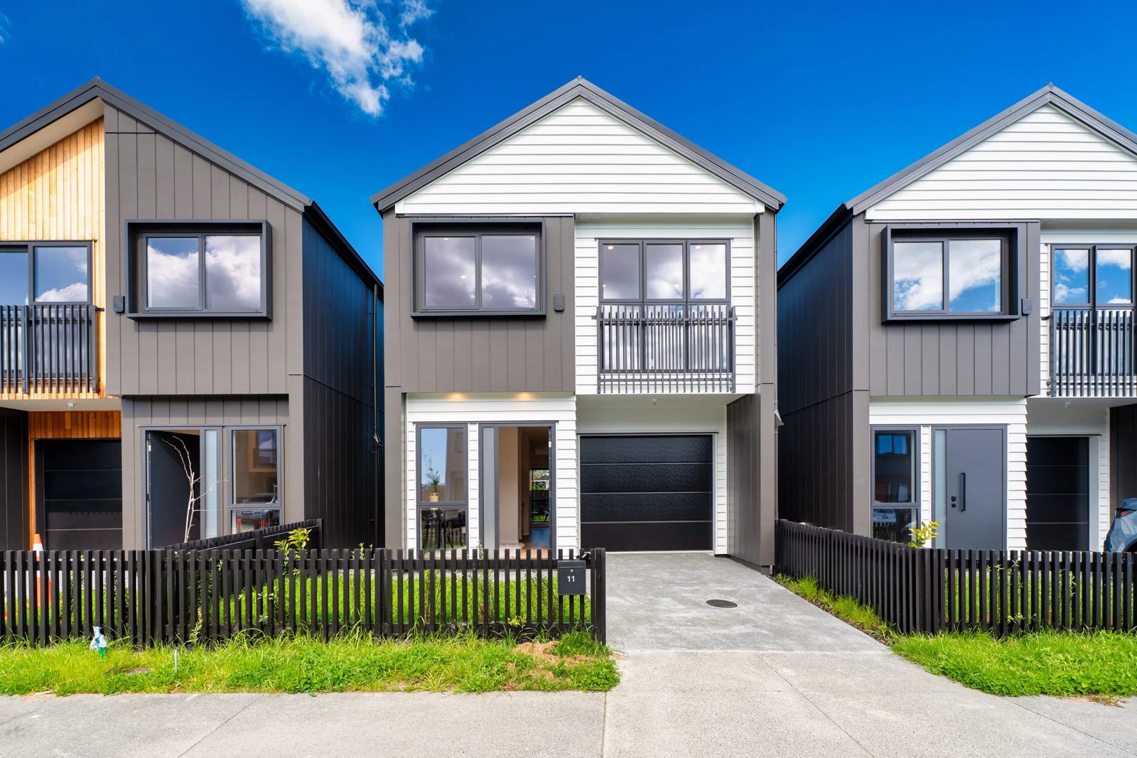 11 Tiller Street, Hobsonville, photo 1