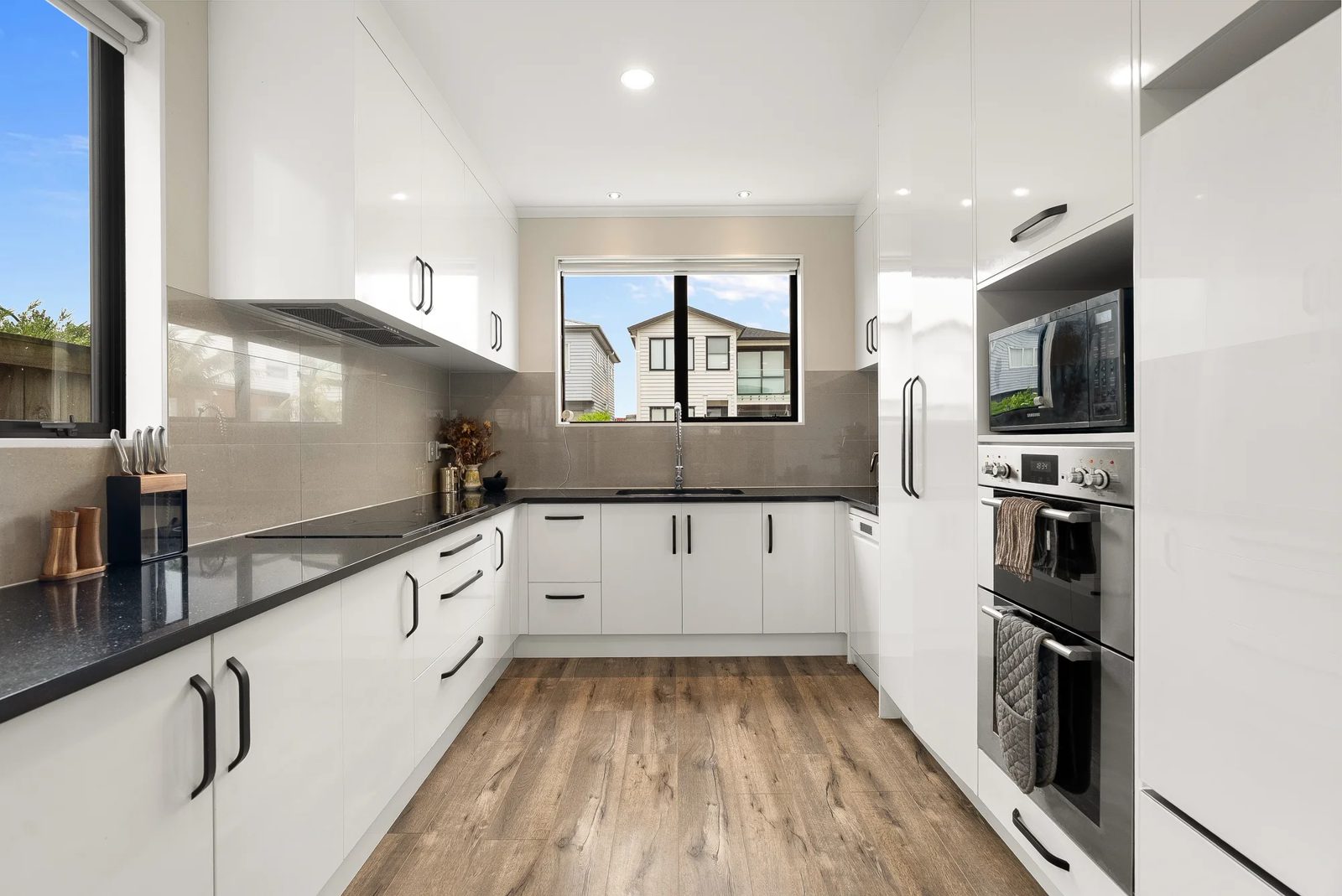 32 Lockheed Street, Hobsonville, photo 4