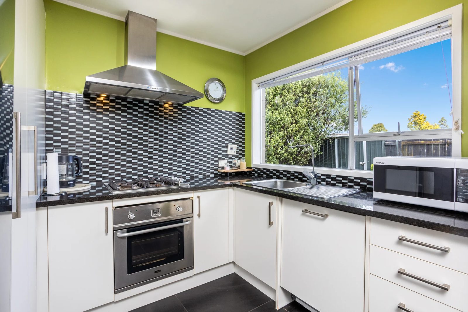 28 Wairau Avenue, Avondale, photo 4