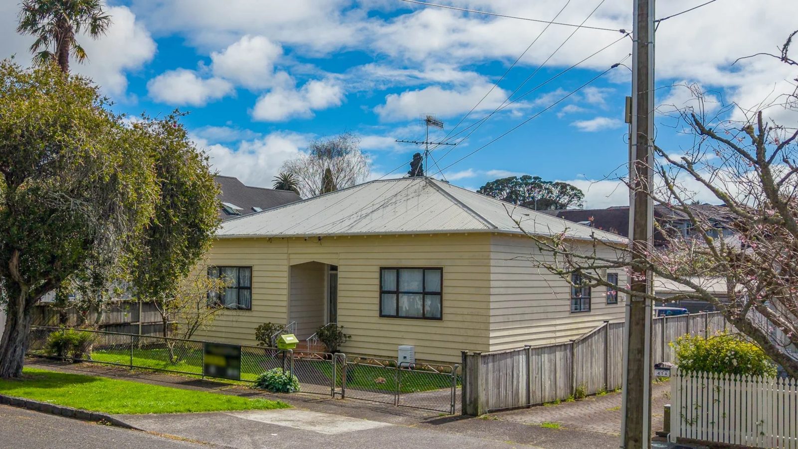 43 Tawera Road, Greenlane, photo 2