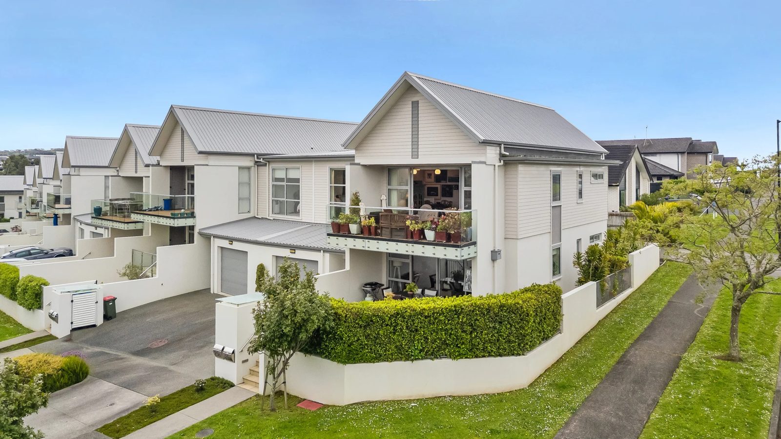 25B Blake Greens, Millwater, photo 1