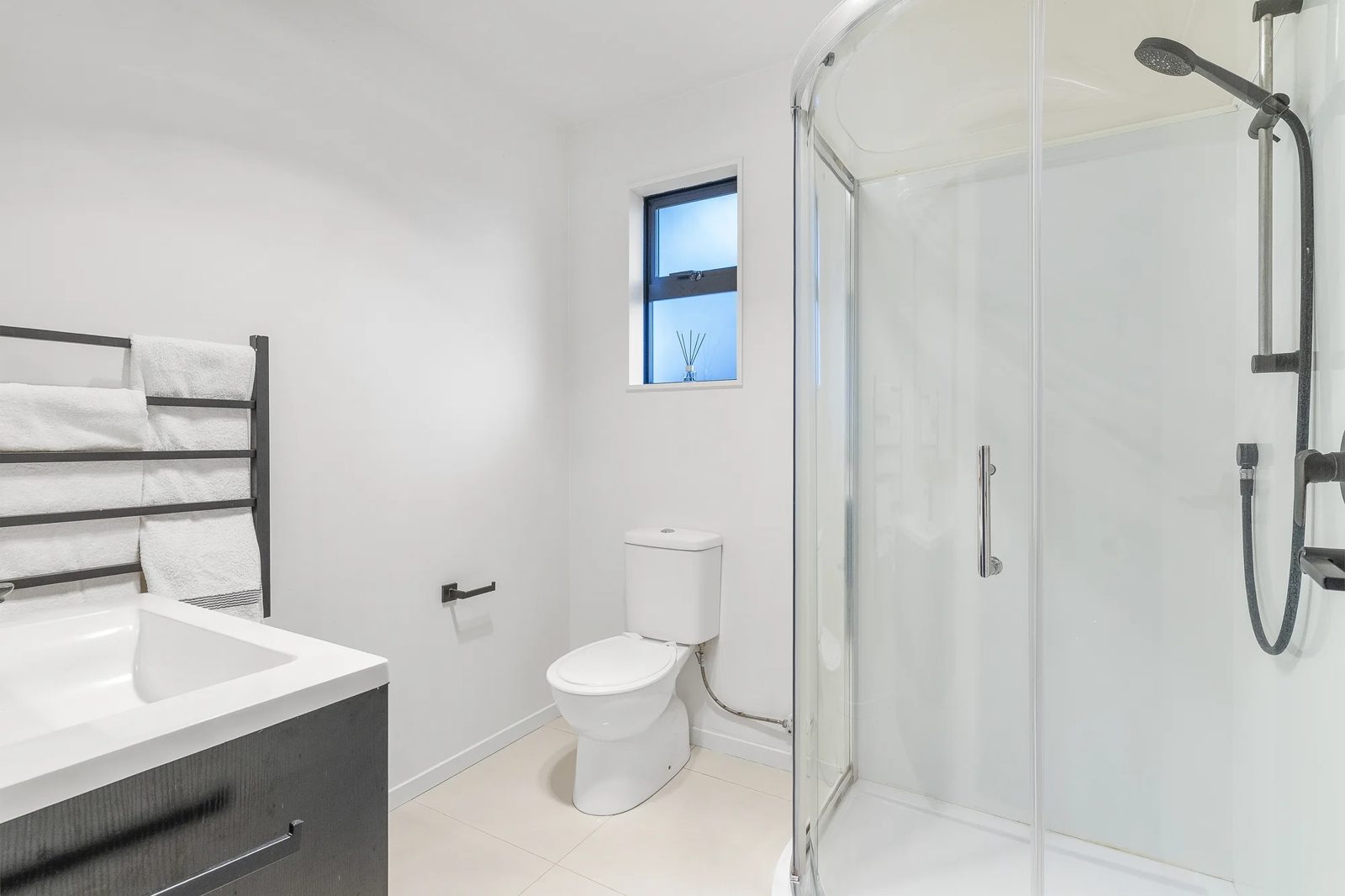 2/10 Etherton Drive, Weymouth, photo 14