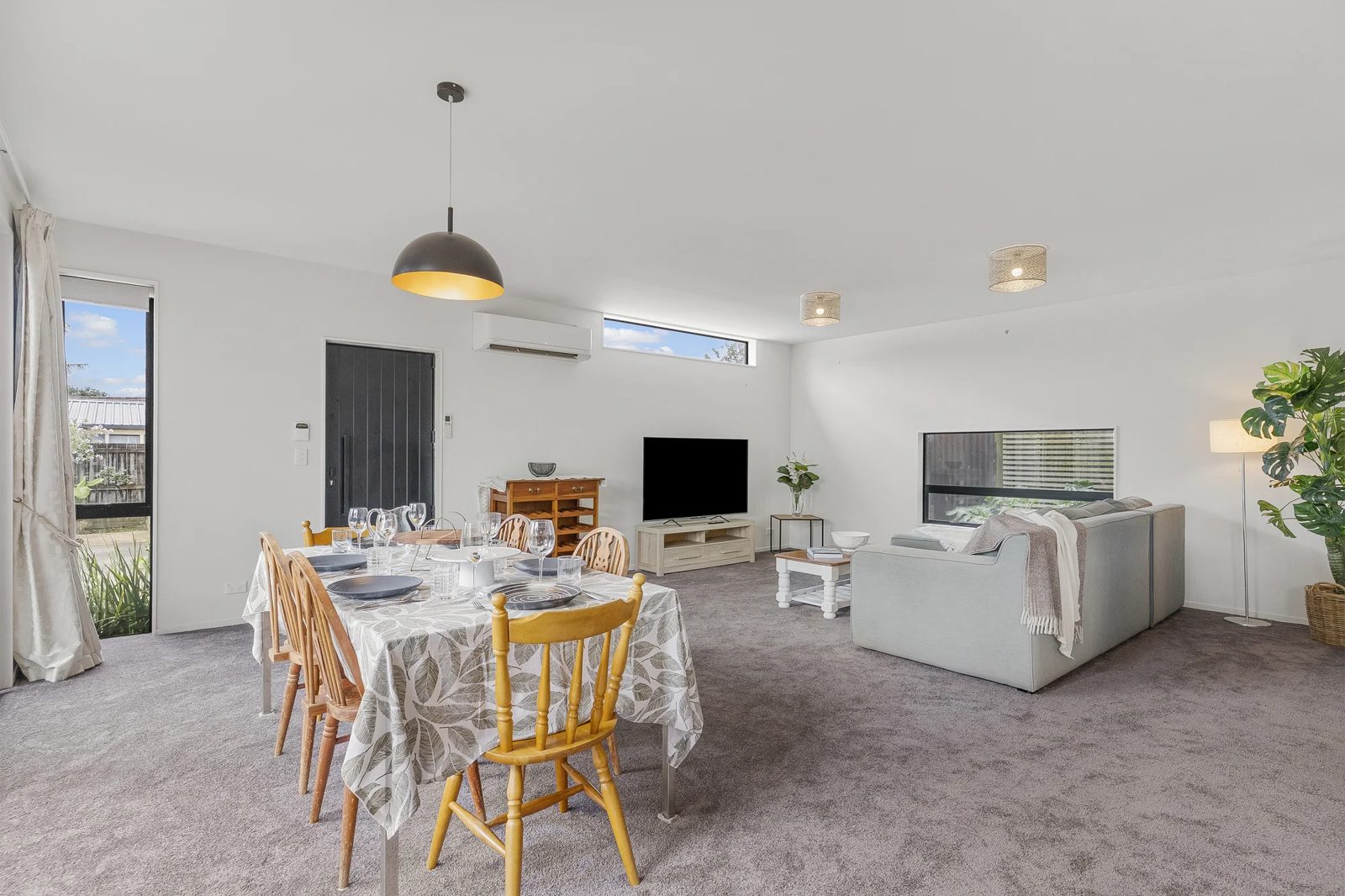 2/10 Etherton Drive, Weymouth, photo 3