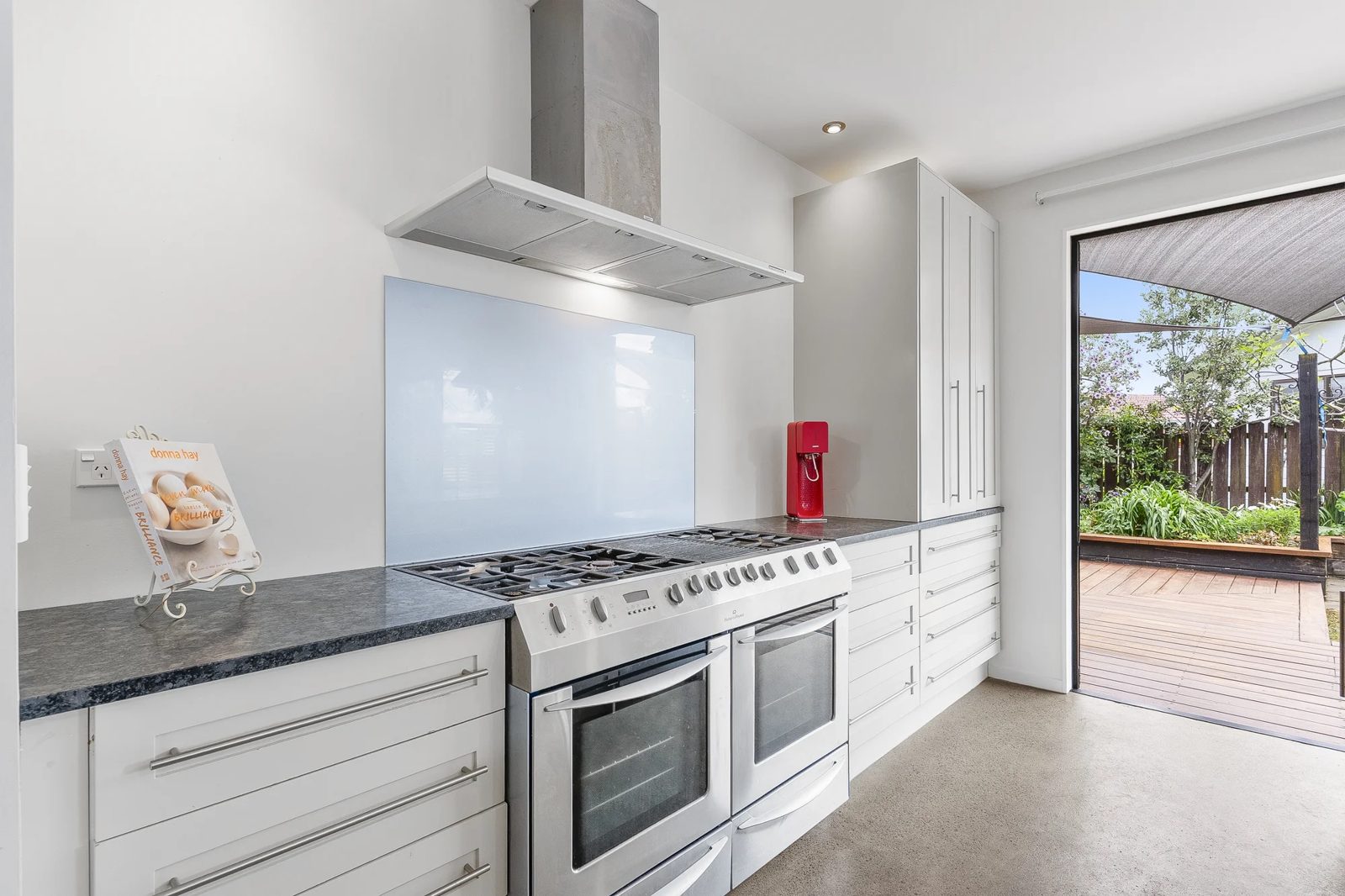 2/10 Etherton Drive, Weymouth, photo 8