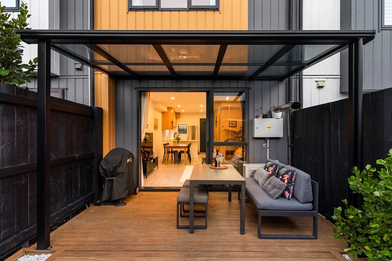 8/128 Onewa Road, Northcote, photo 1