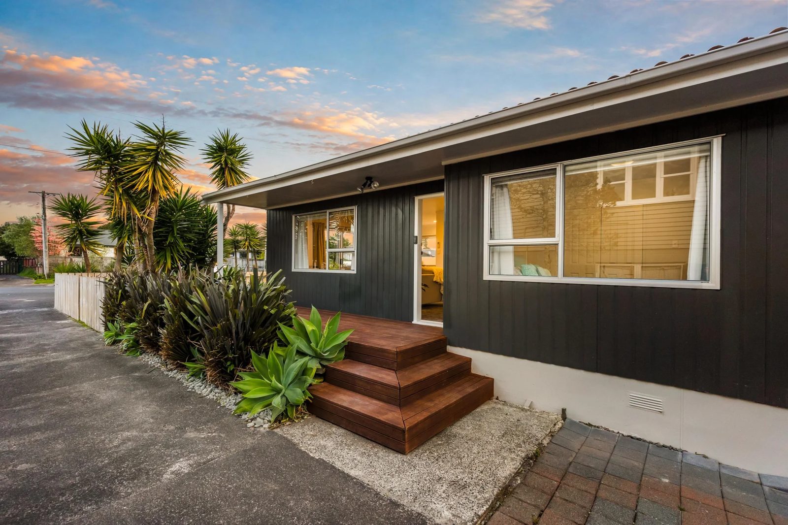1/322 Royal Road, Massey, photo 1