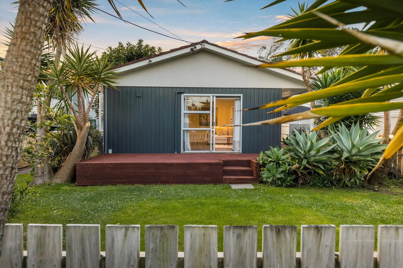 1/322 Royal Road, Massey, photo 2
