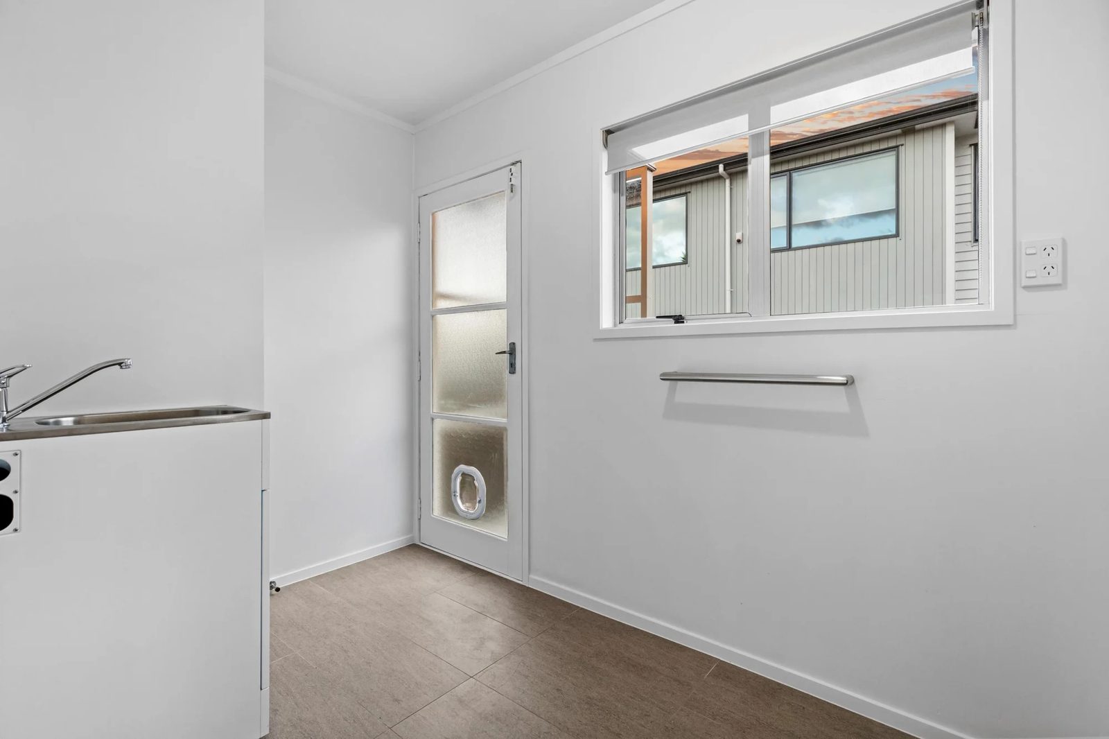 1/322 Royal Road, Massey, photo 17