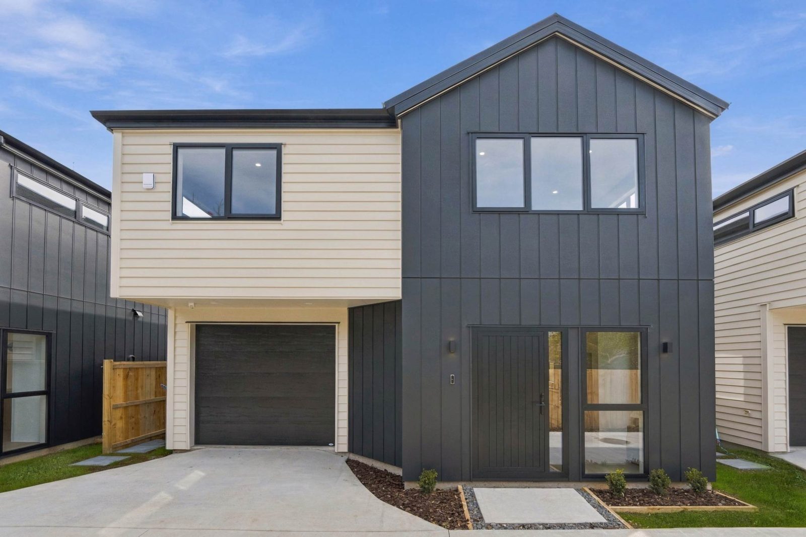 62D Merton Road, Saint Johns, photo 1