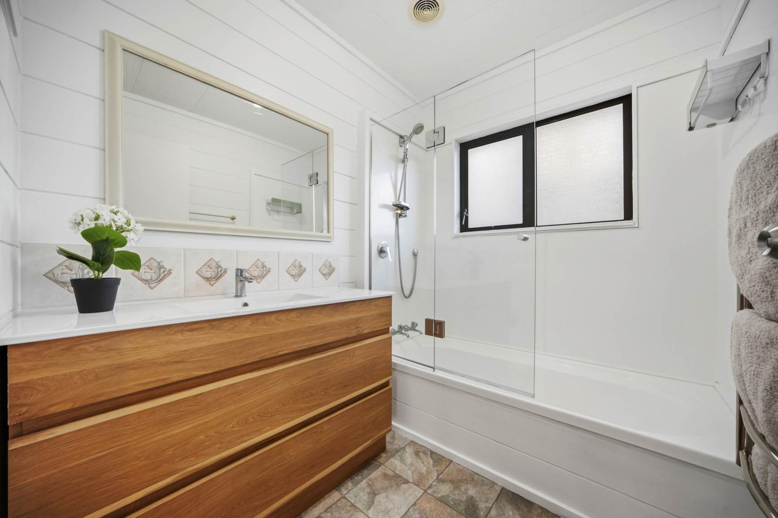 59B West Hoe Heights, Orewa, photo 13