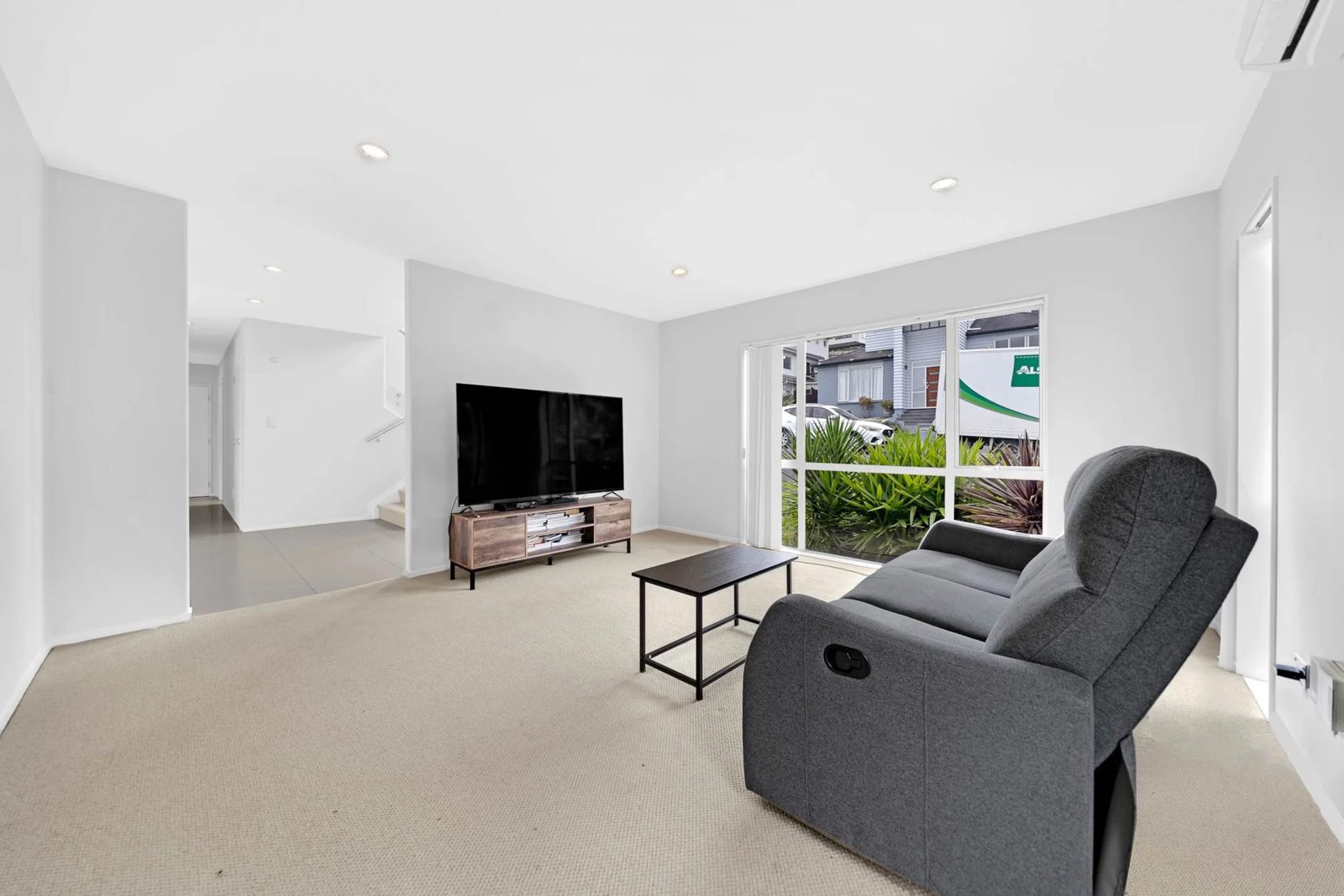 16 Lucca Crescent, Mission Heights, photo 18