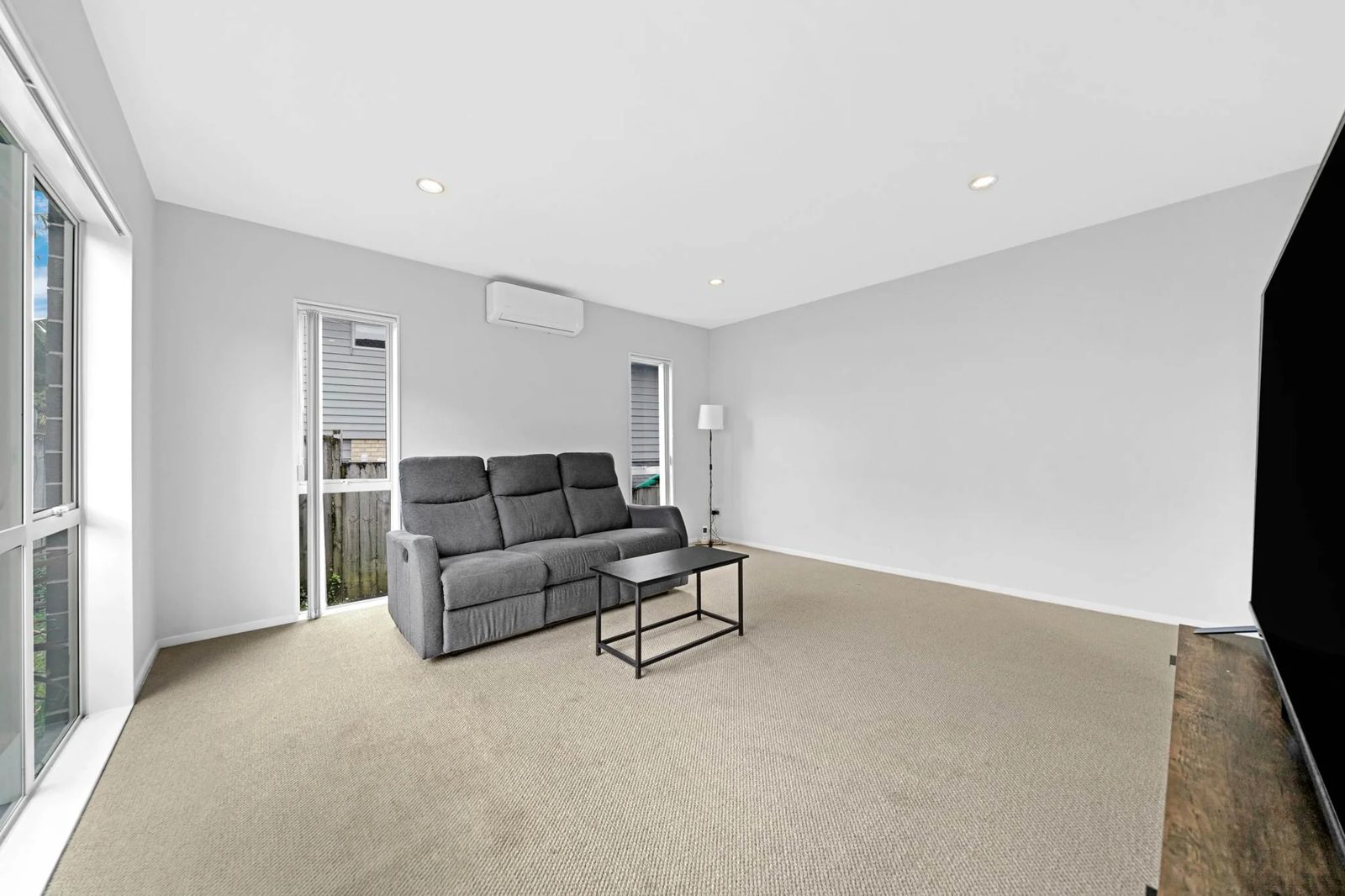 16 Lucca Crescent, Mission Heights, photo 19