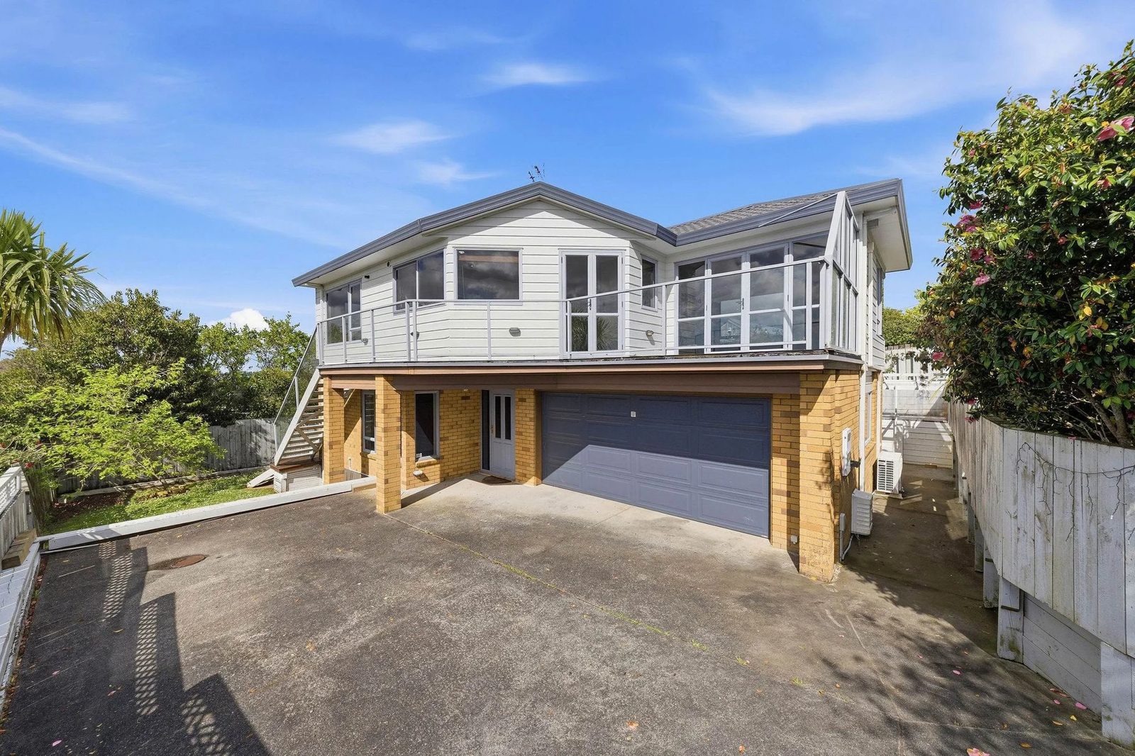 2/75A Target Road, Totara Vale