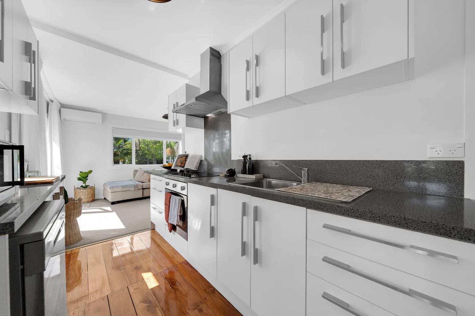 565 Buckland Road, Buckland, photo 4
